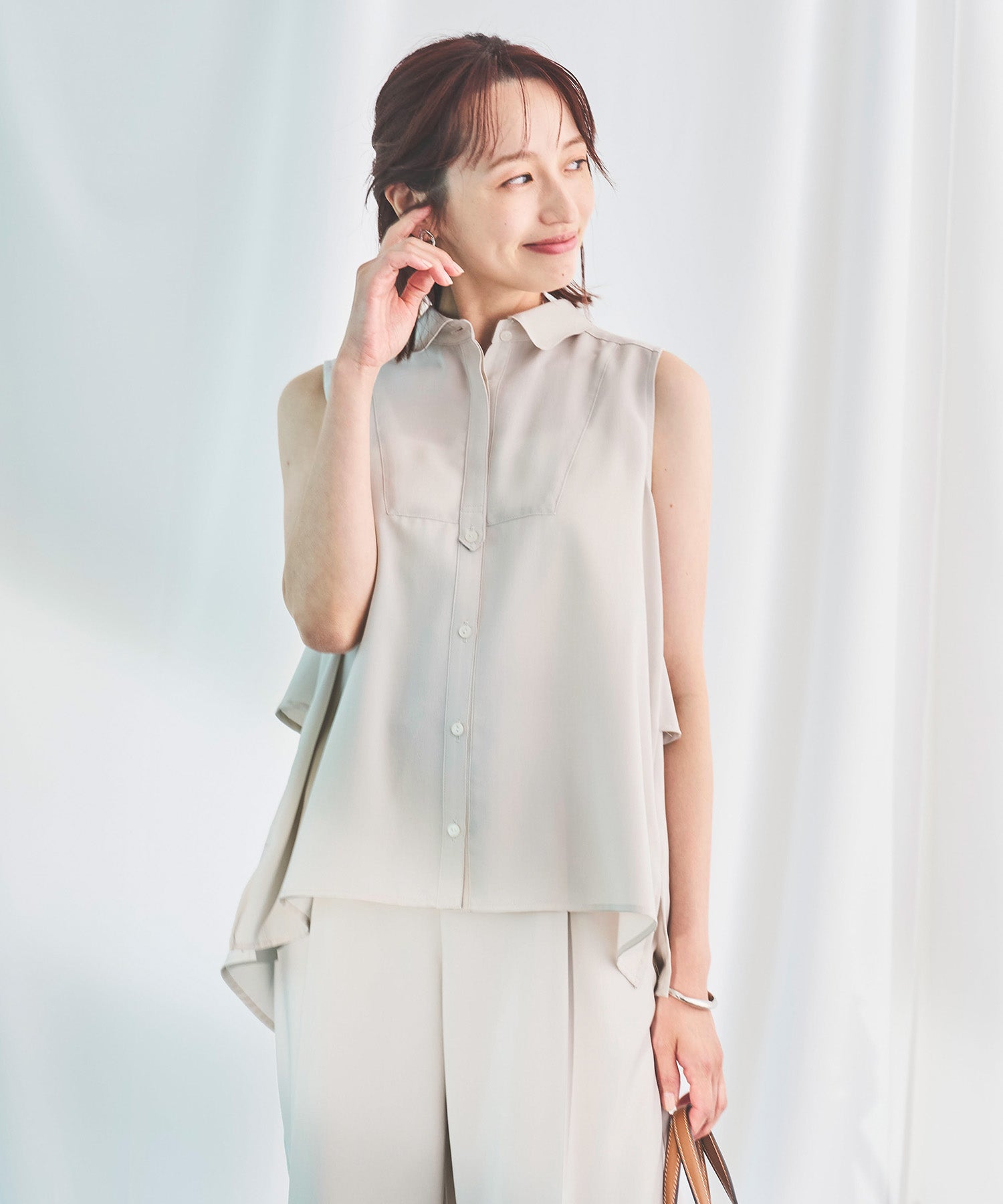 18ss yoriバックフレアブラウス 18ss yoriバックフレアブラウス 【公式通販】