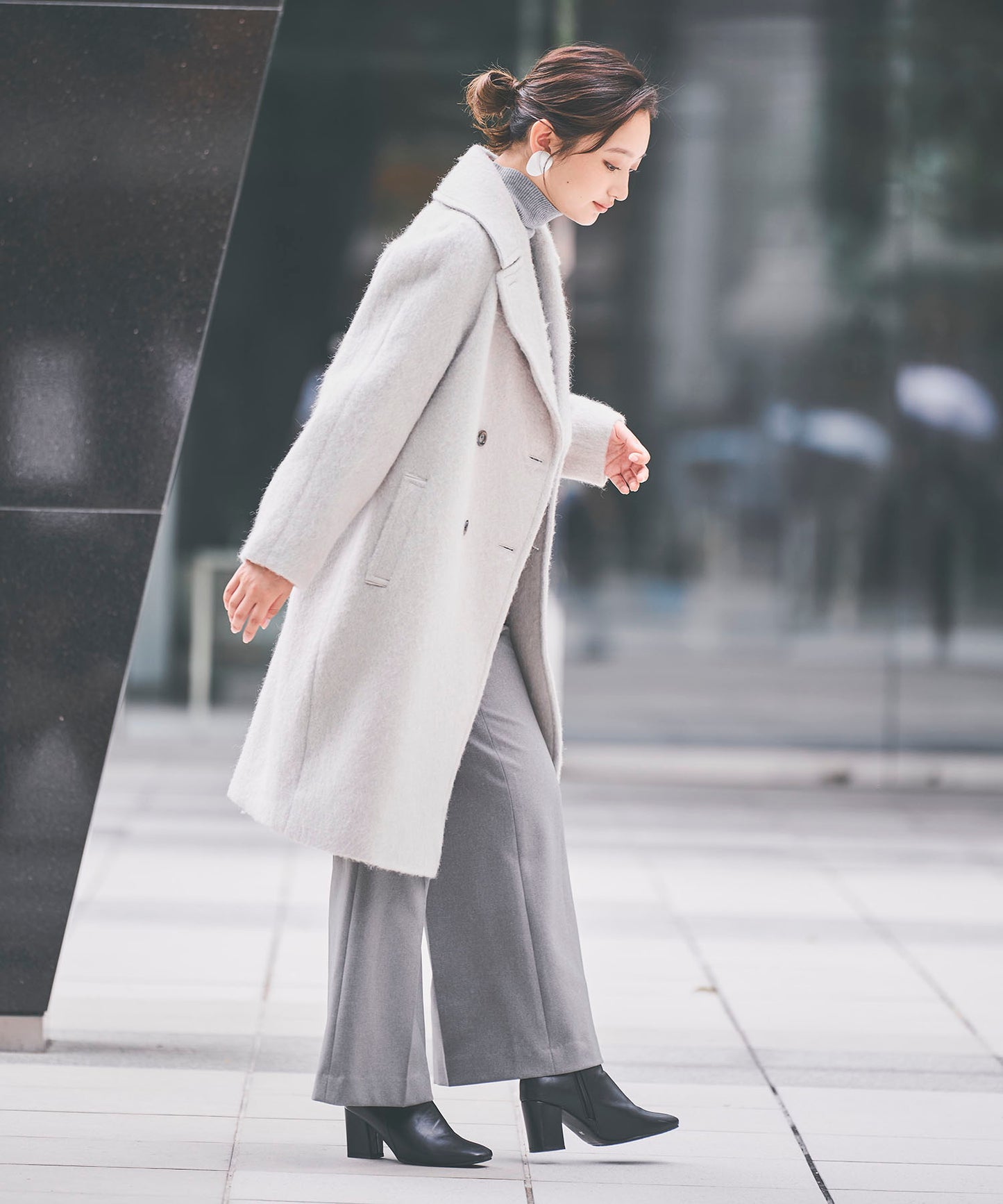 《予約商品 10/22 13:00まで10%OFF》【軽量】ロングシャギーコート