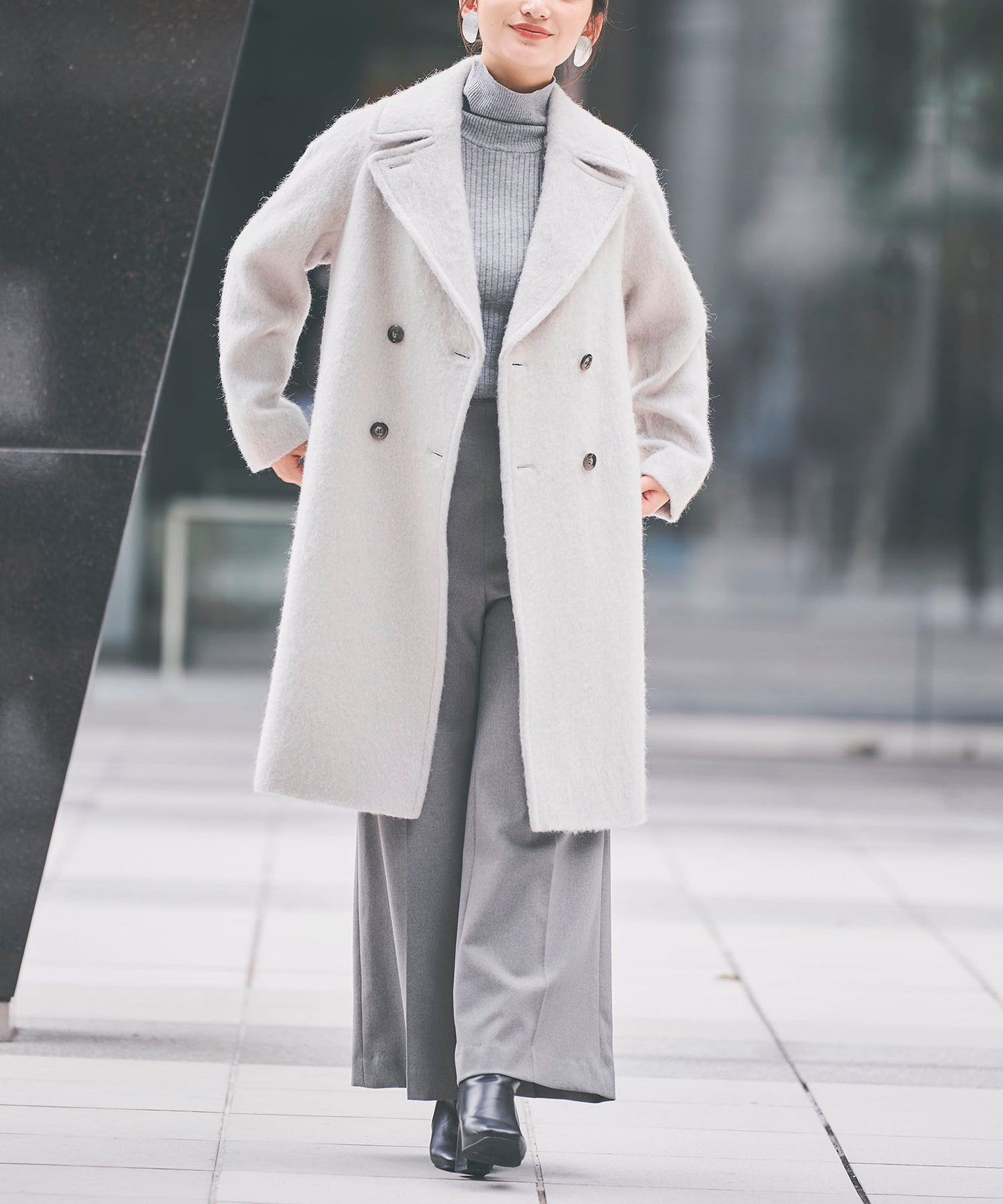 《予約商品 10/22 13:00まで10%OFF》【軽量】ロングシャギーコート