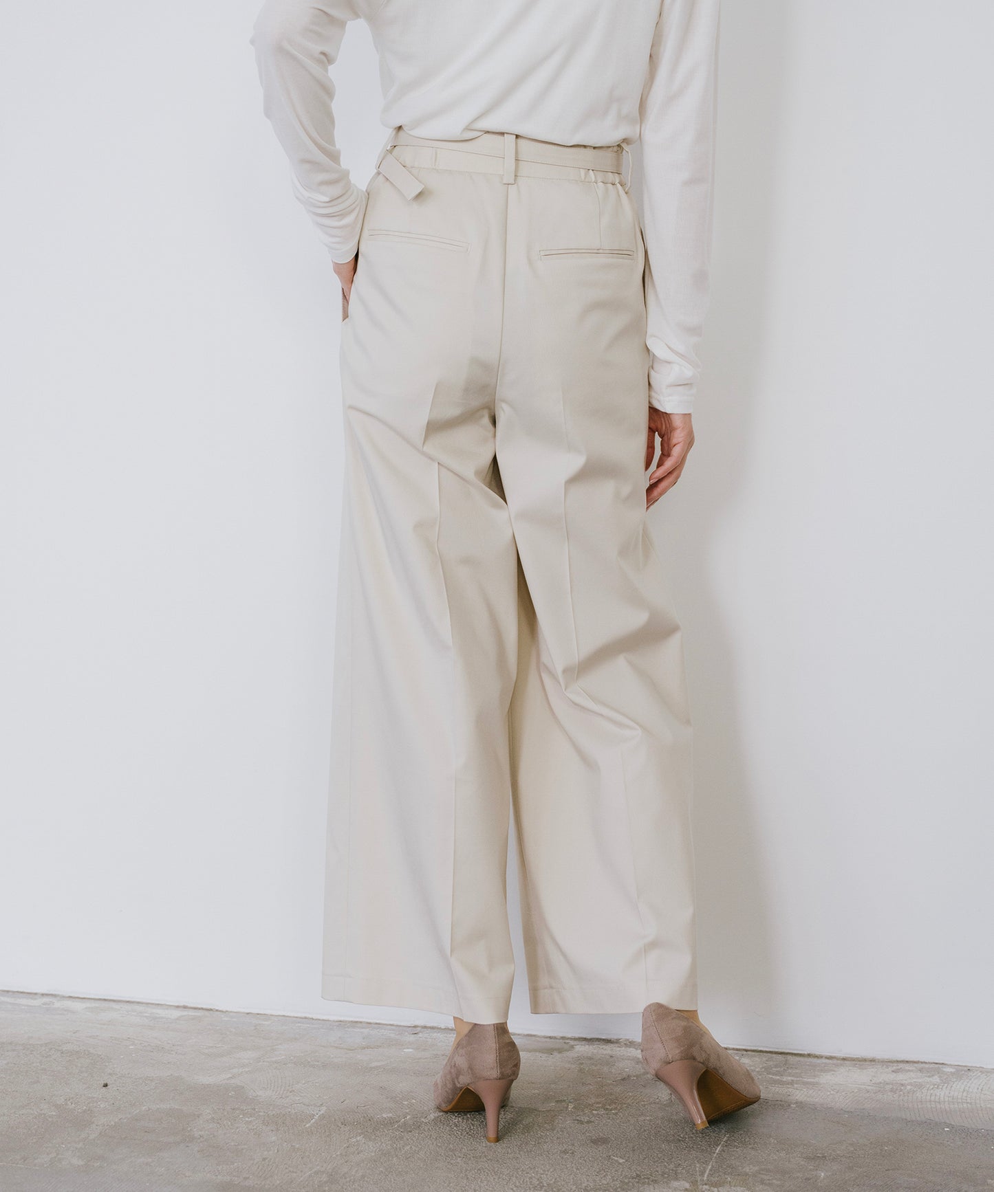 TRストレッチセミワイドパンツ