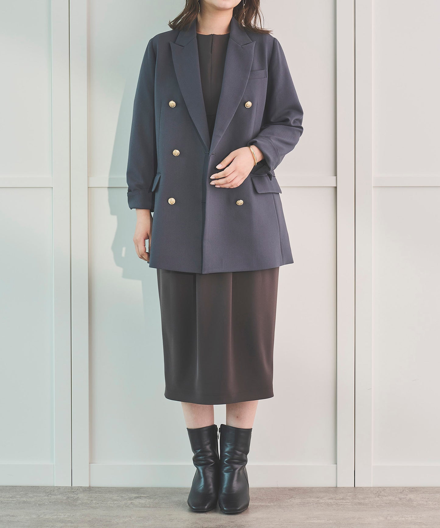 《予約商品 8/13 13:00まで10%OFF》ゴールドボタンロングダブルジャケット