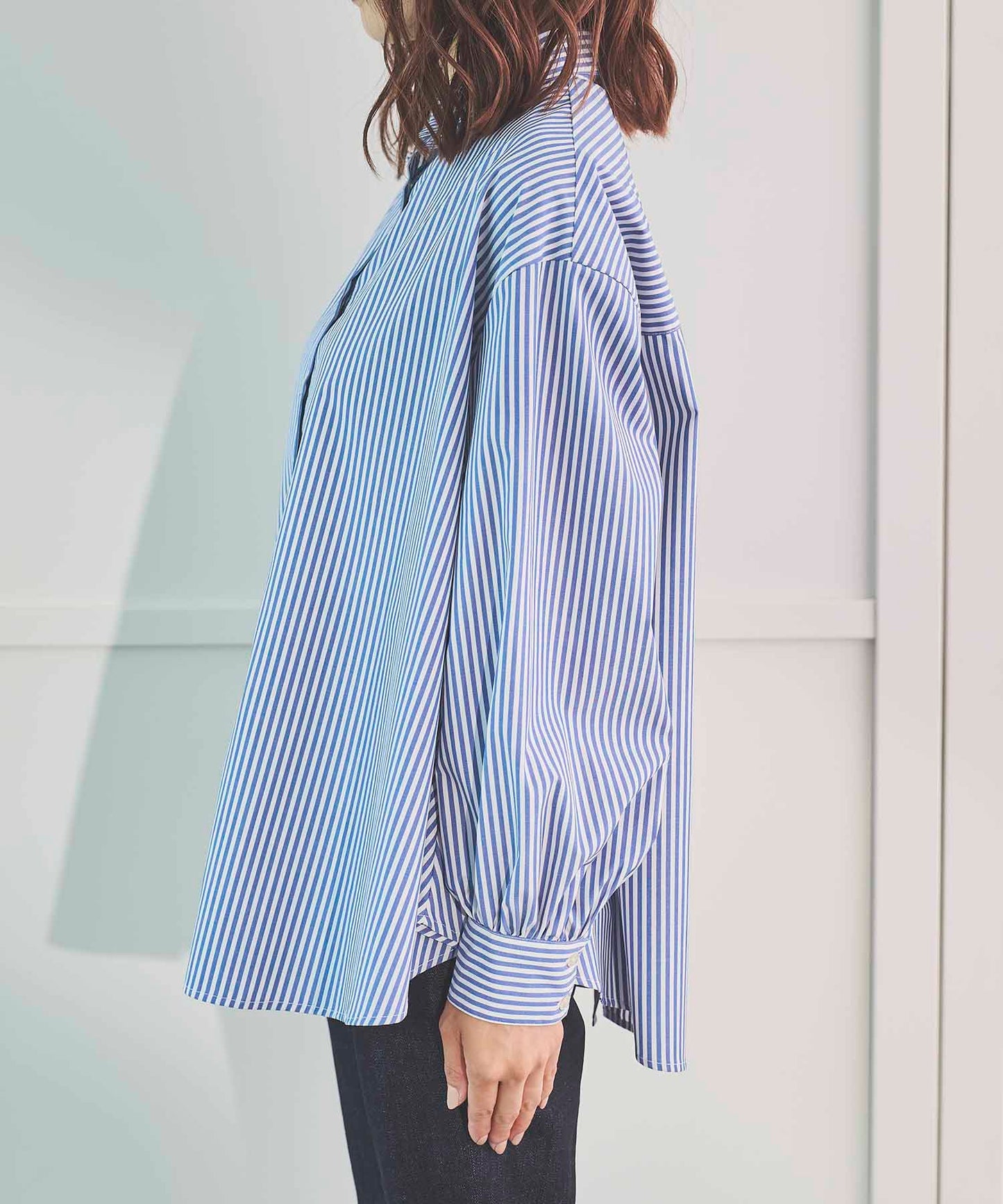 《予約商品 8/27 13:00まで10%OFF》バックボタンオーバーシャツ