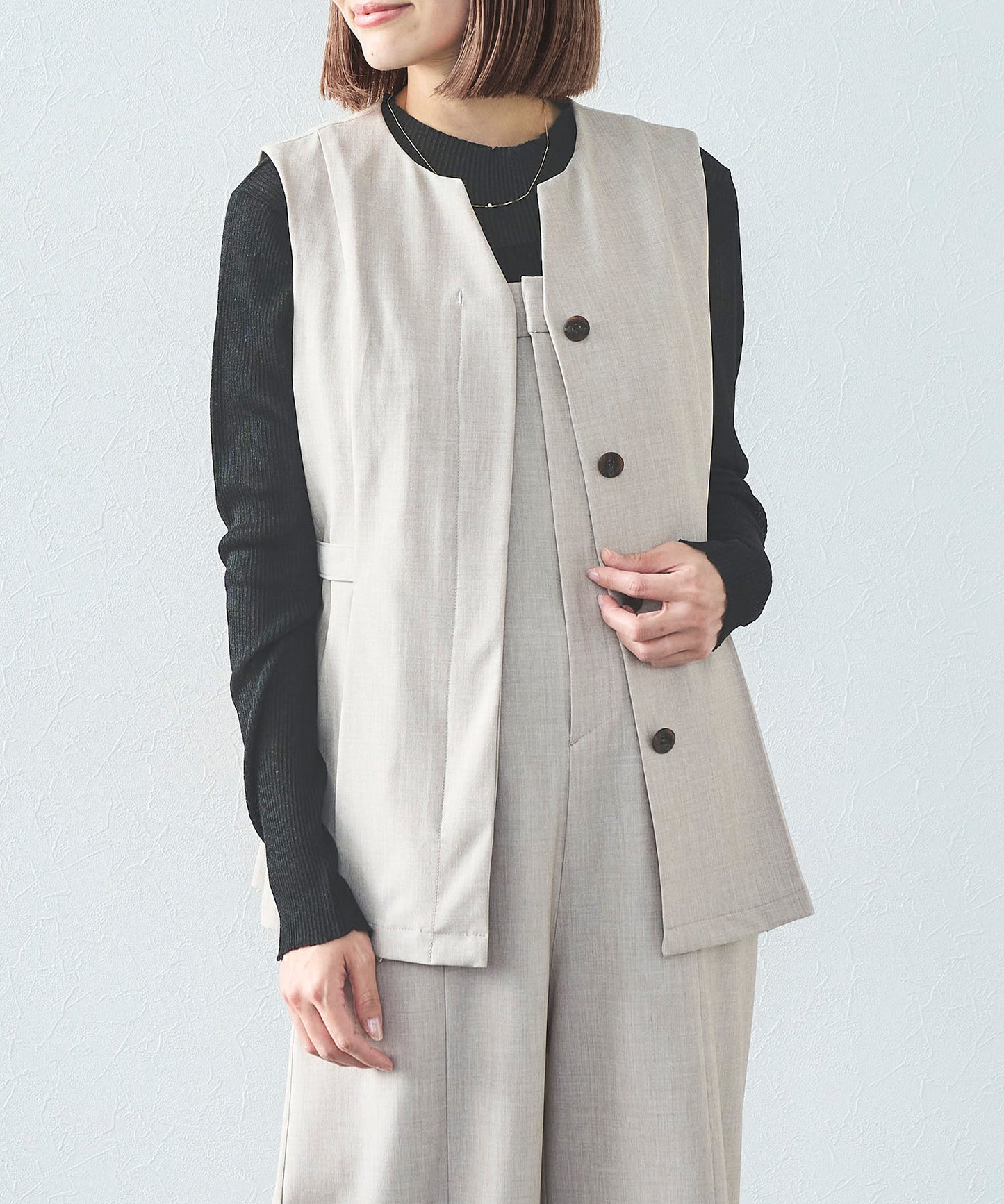 【セット対応】T/Rキーネックペプラムジレ