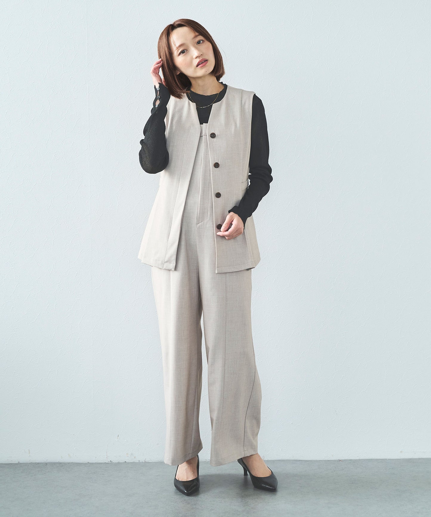 【セット対応】T/Rキーネックペプラムジレ