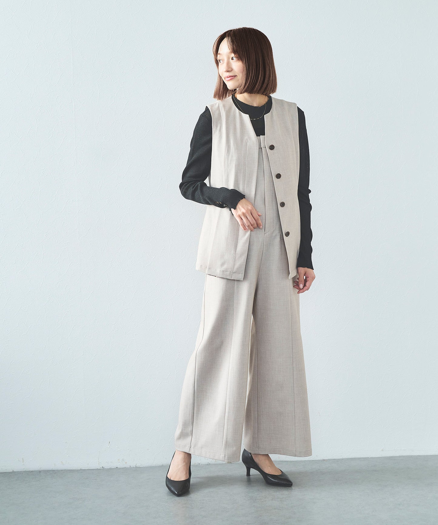 【セット対応】T/Rキーネックペプラムジレ