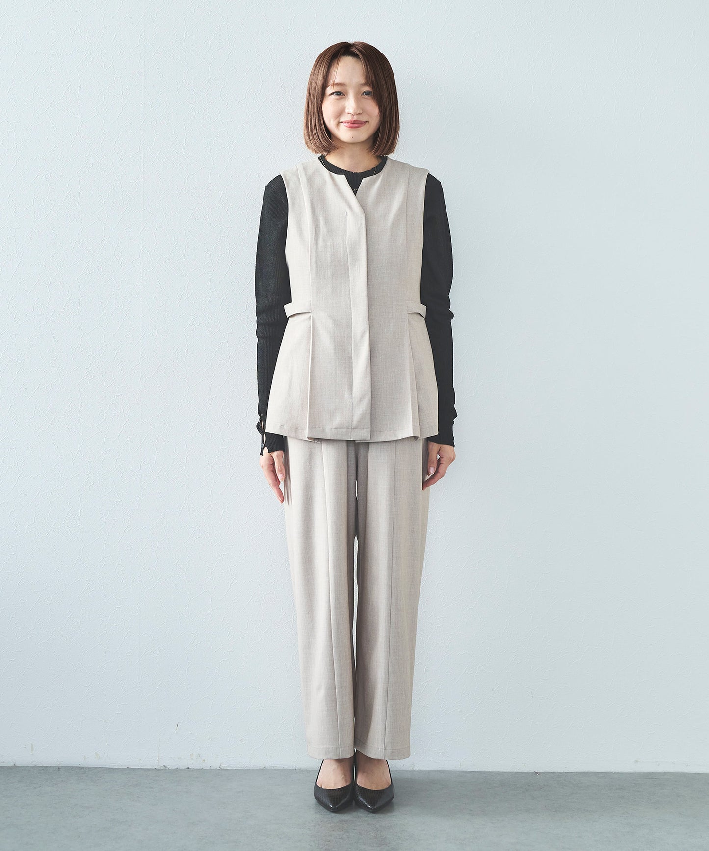 【セット対応】T/Rキーネックペプラムジレ