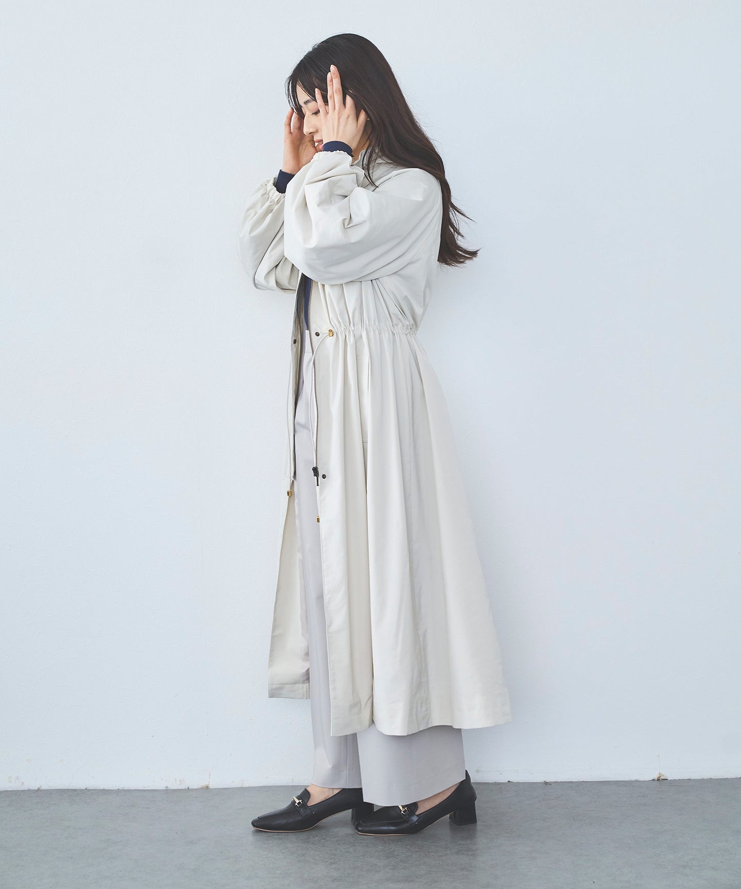 【超軽量】メモリータフタロングブルゾン
