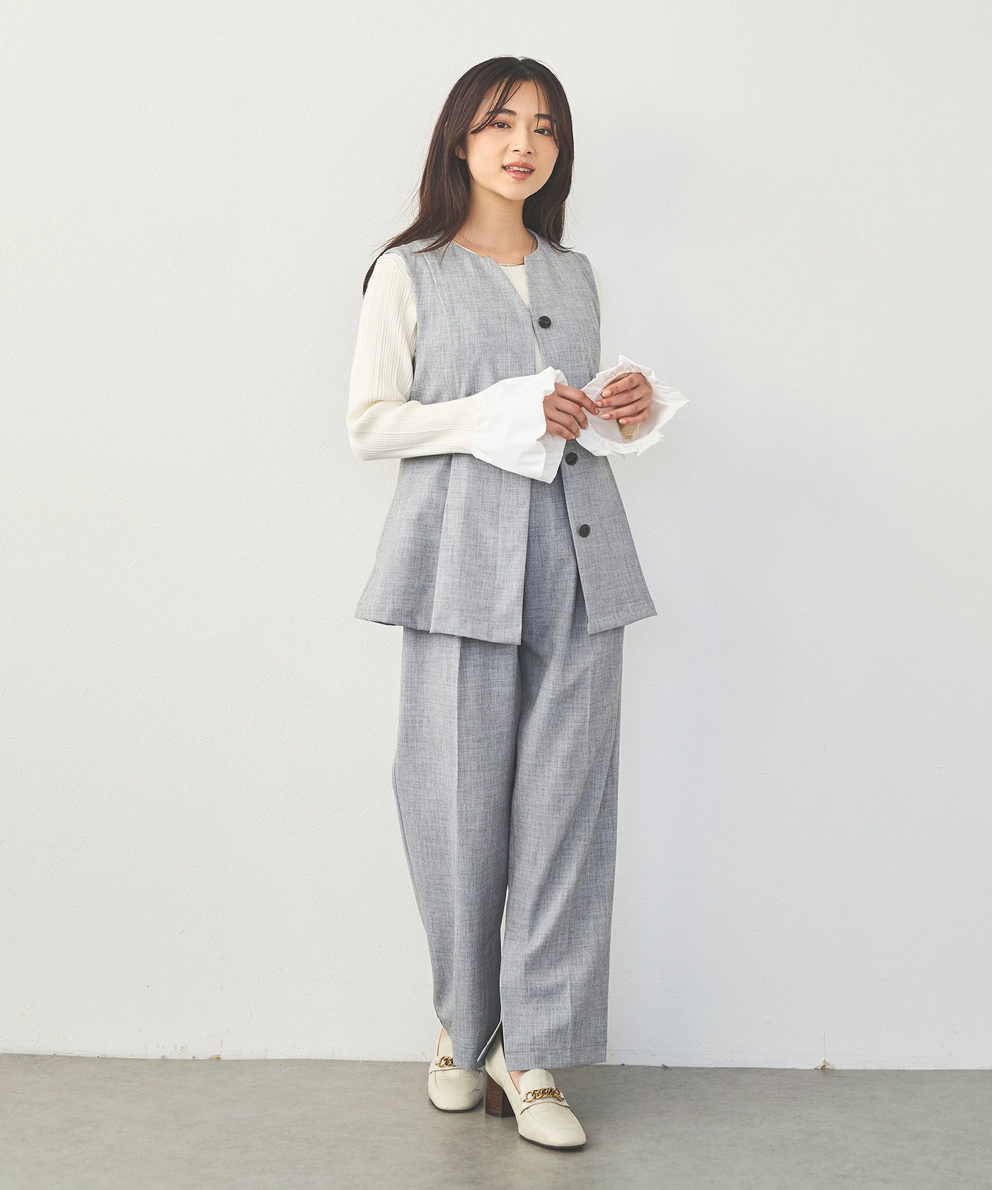 【セット対応】T/Rキーネックペプラムジレ