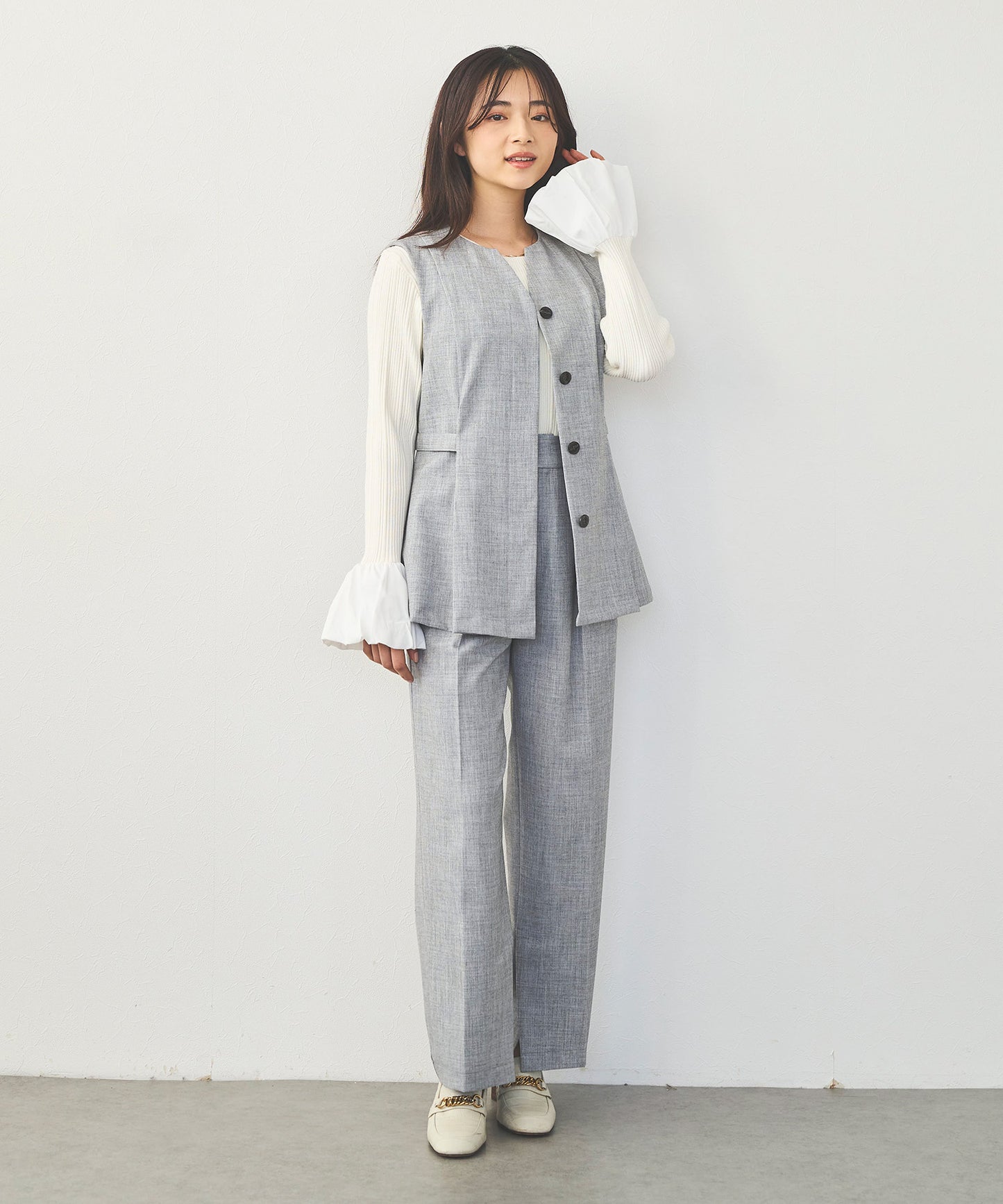 【セット対応】T/Rキーネックペプラムジレ