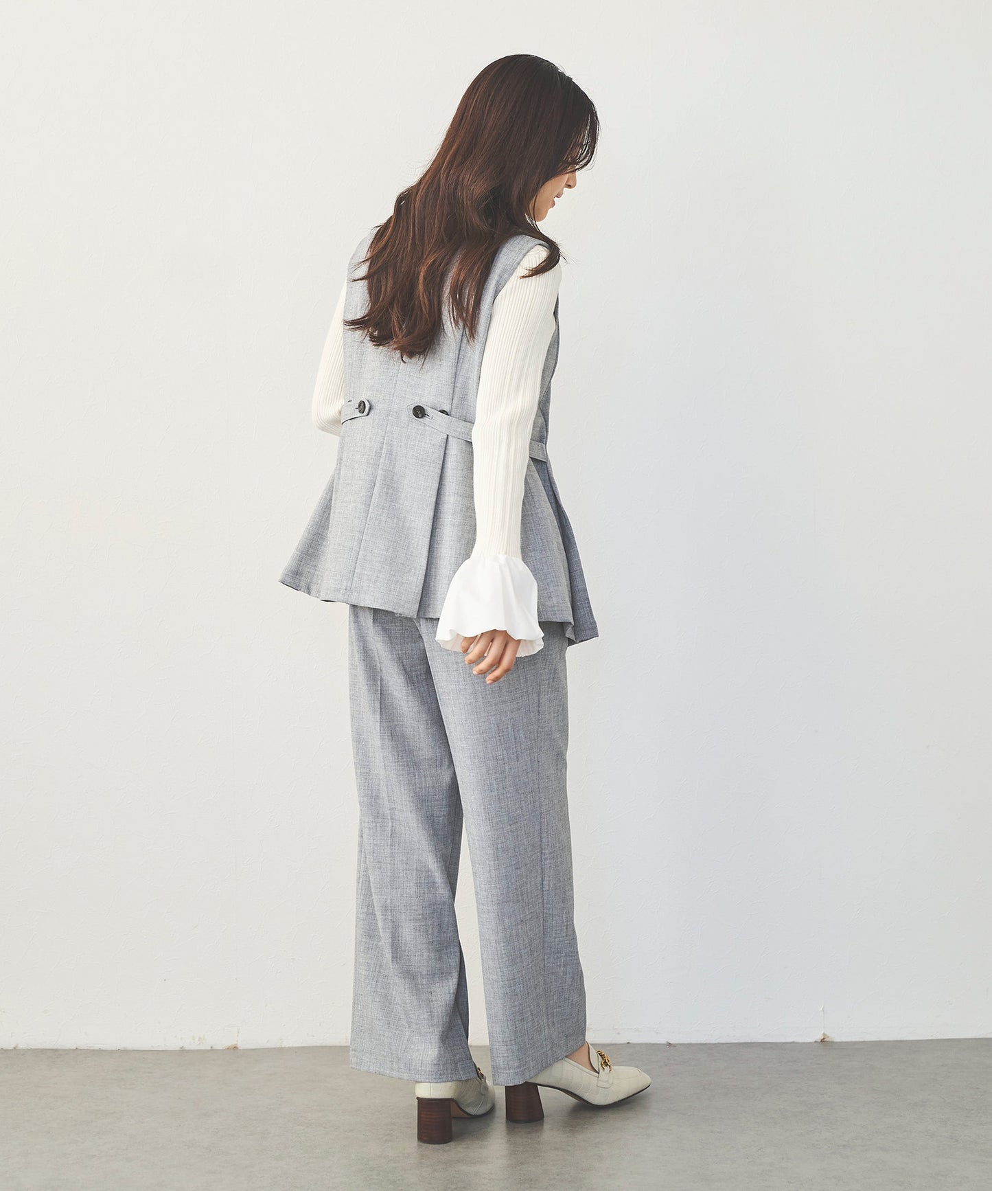 【セット対応】T/Rキーネックペプラムジレ