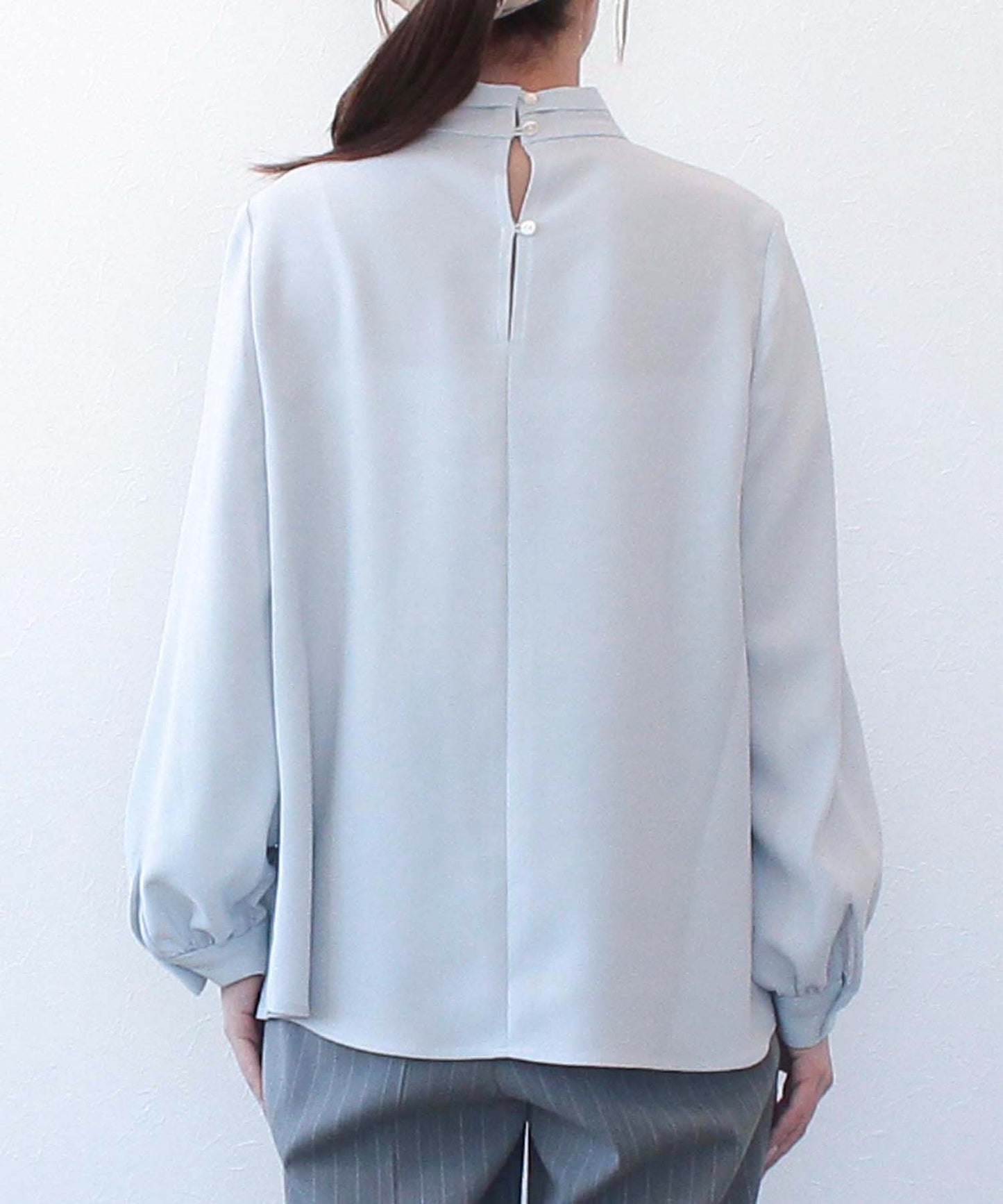 《予約商品 9/17 13:00まで10%OFF》ボウタイライクバックサテンブラウス
