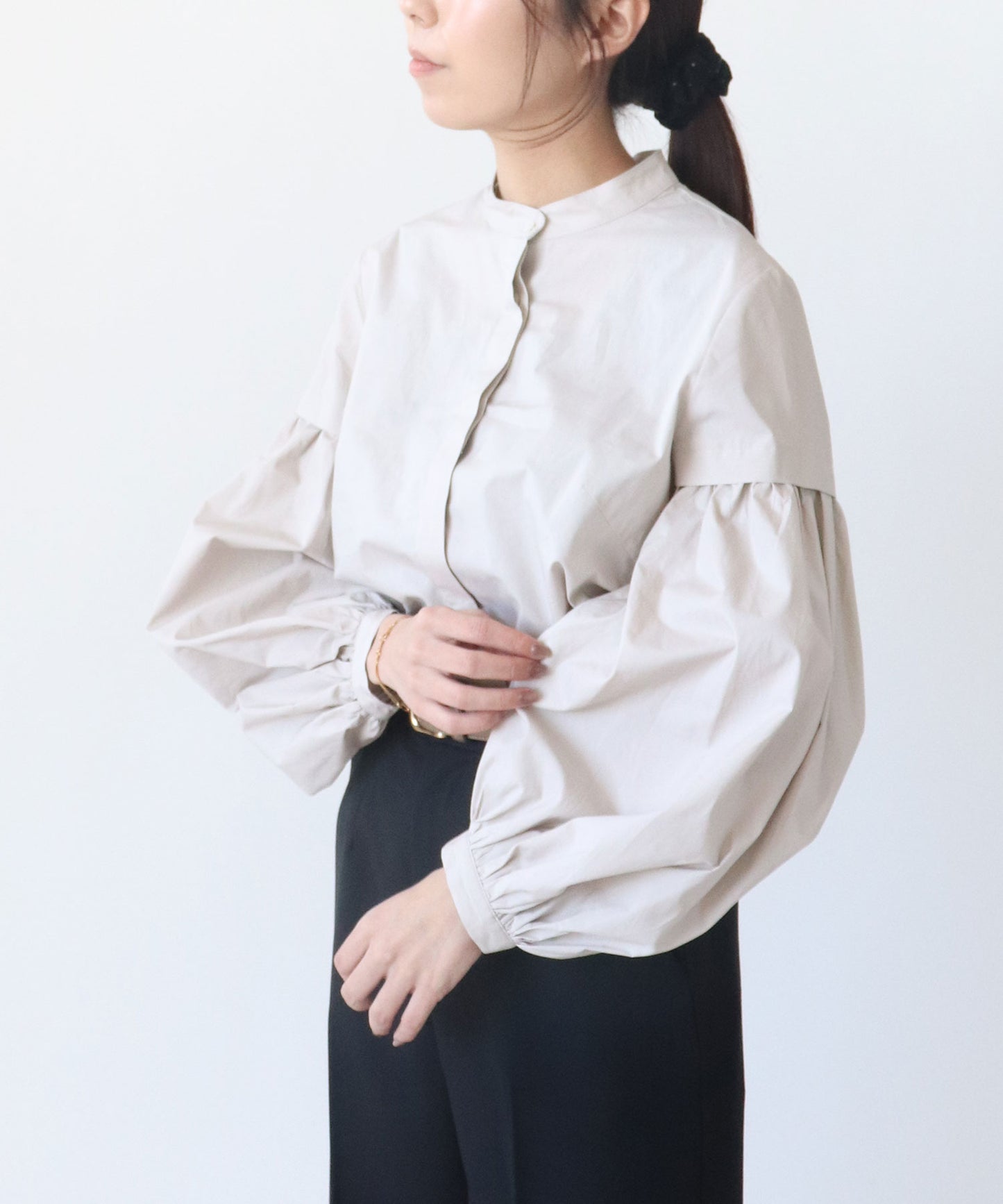 《予約商品》ボリュームスリーブブラウス