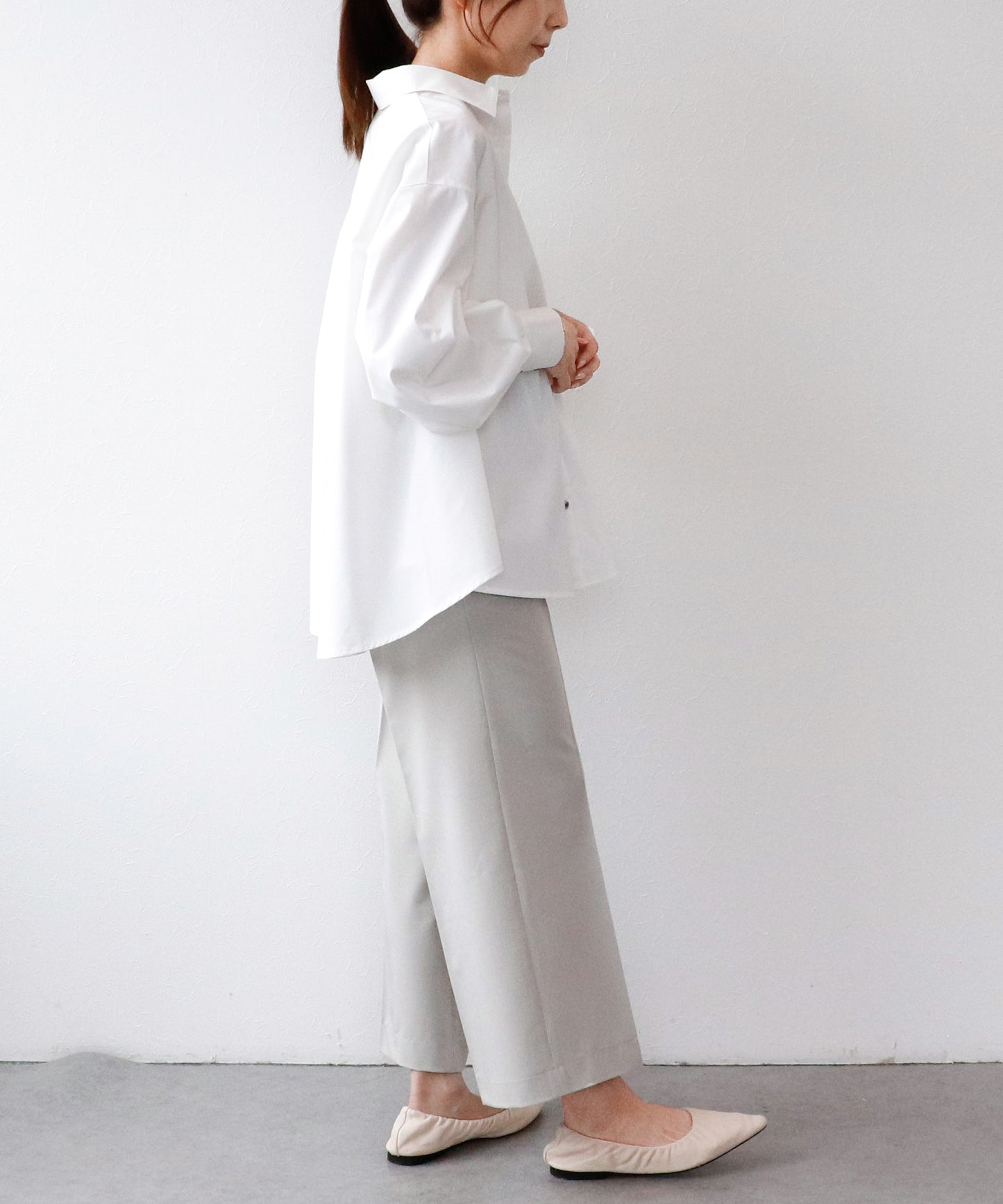《予約商品 8/27 13:00まで10%OFF》バックボタンオーバーシャツ