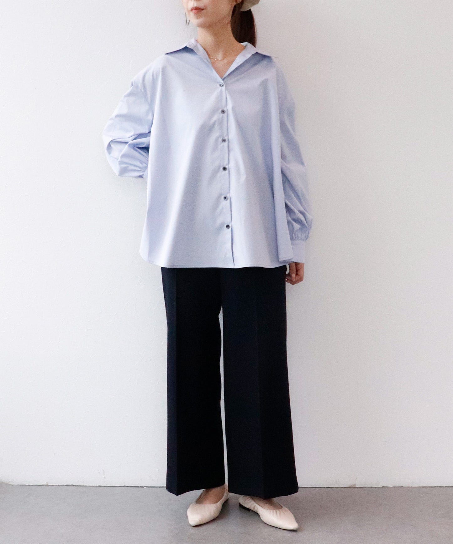 《予約商品 8/27 13:00まで10%OFF》バックボタンオーバーシャツ