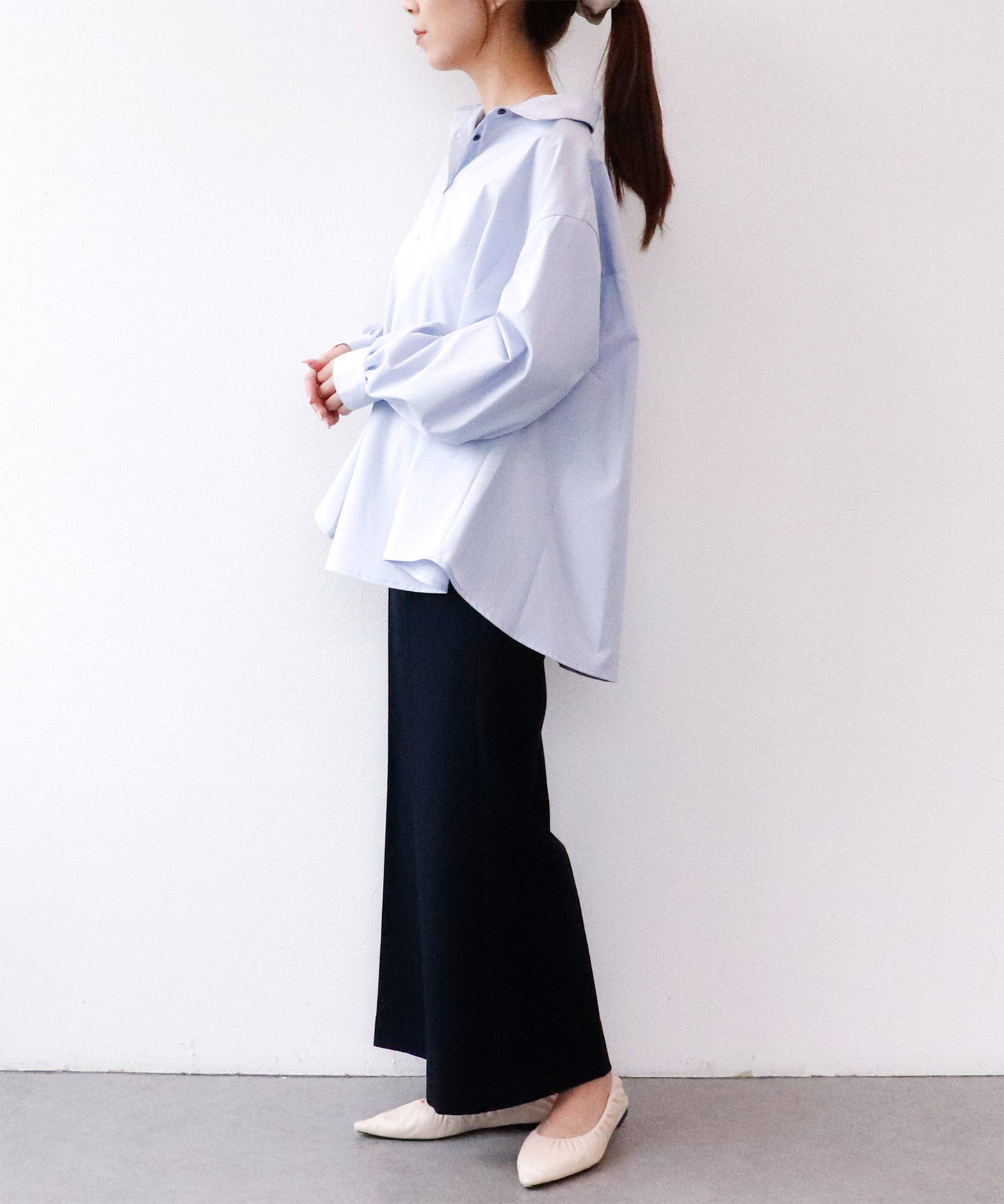《予約商品 8/27 13:00まで10%OFF》バックボタンオーバーシャツ