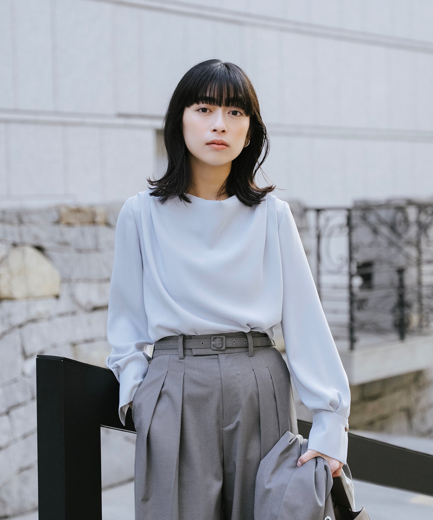 ダブルクロスドレープブラウス – Sirin Online Store