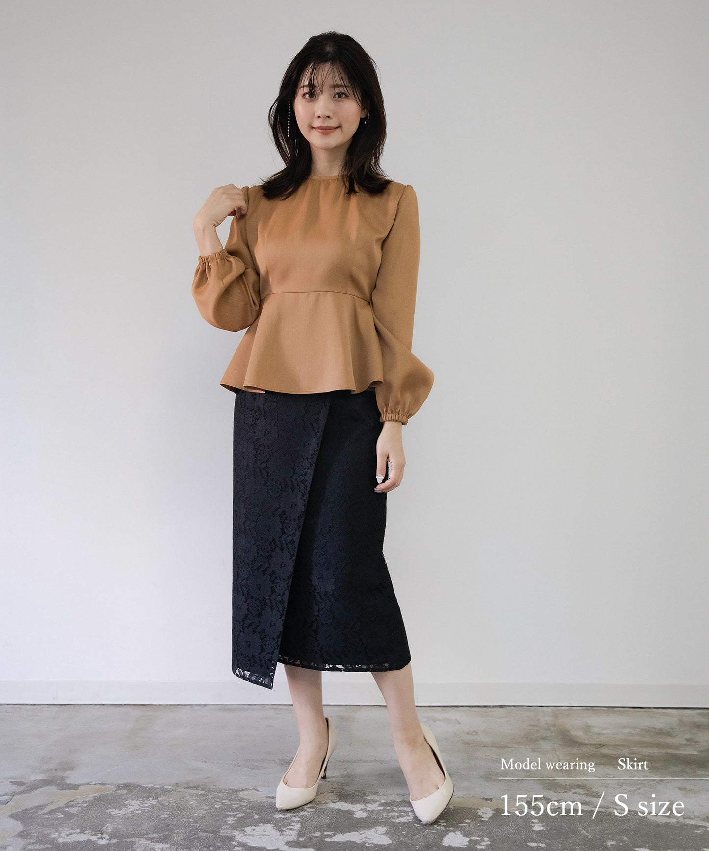 《新色追加》【シルエットが美しい】花柄レースペンシルスカート