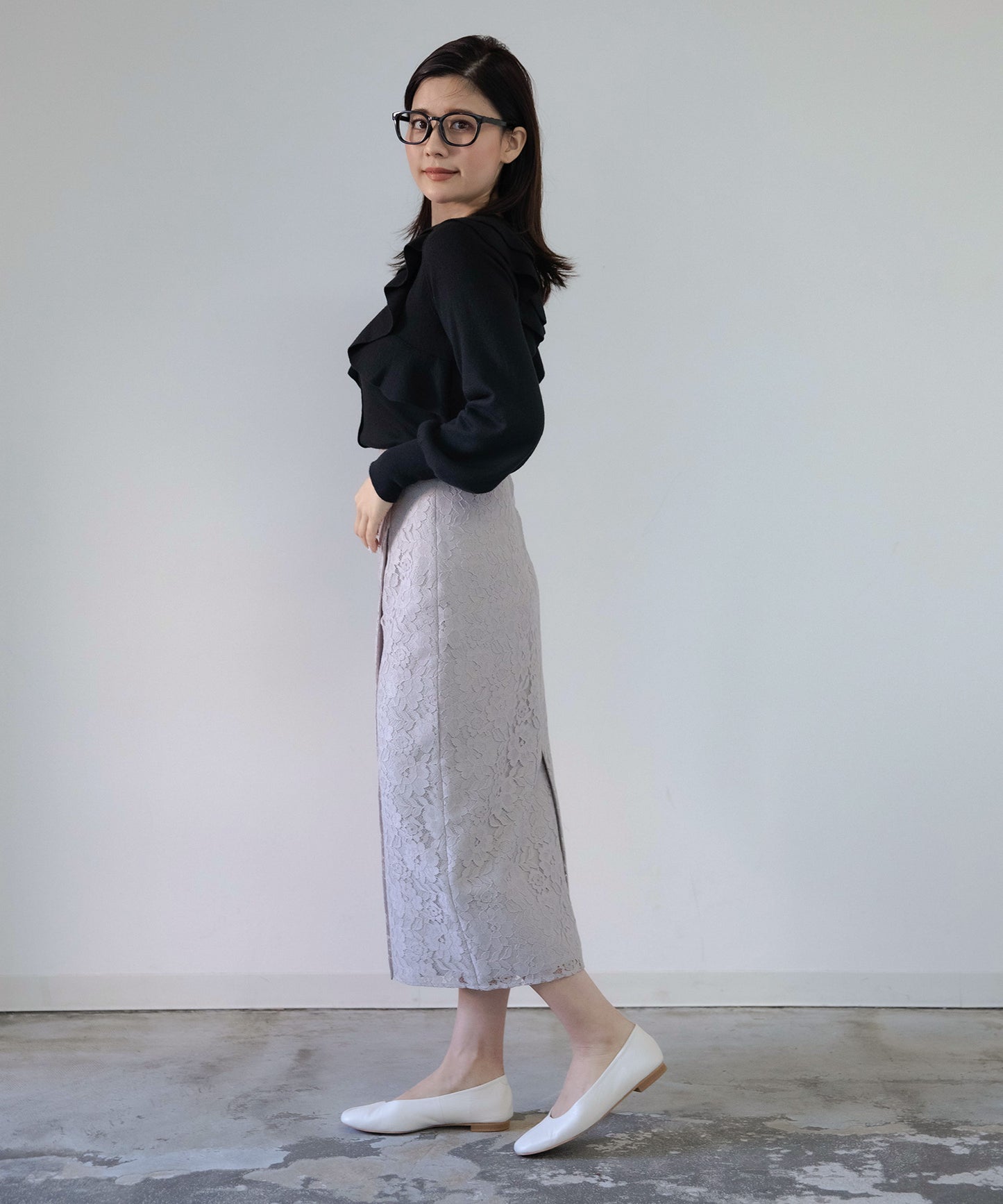 《新色追加》【シルエットが美しい】花柄レースペンシルスカート