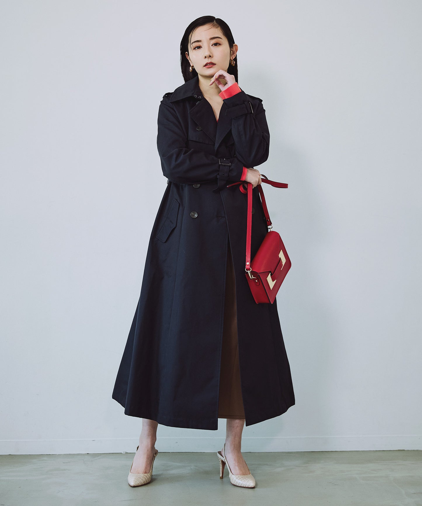 《メディア掲載》【ハートネック】袖スリットニット