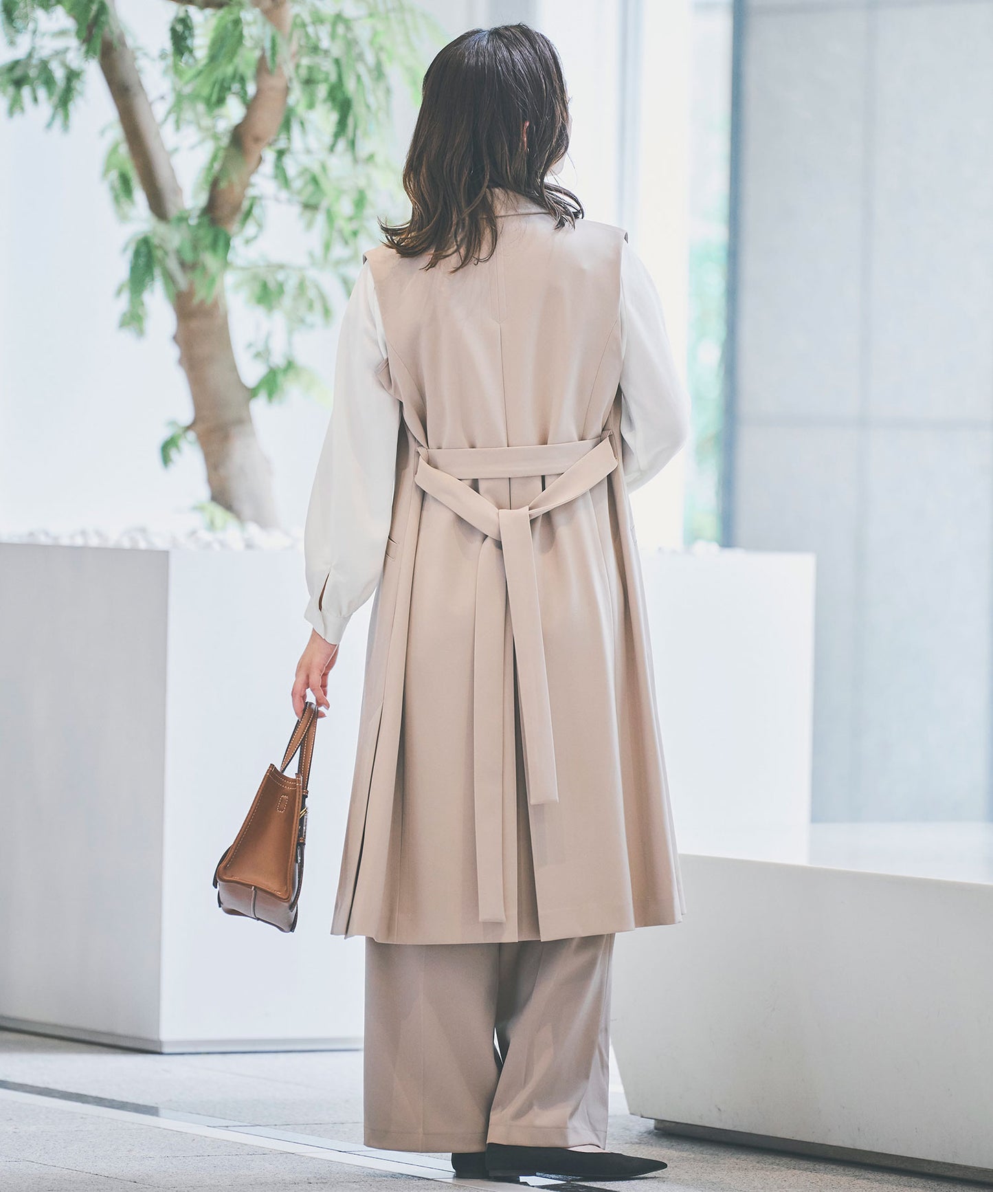 《予約商品 9/19 13:00まで10％OFF》【セット対応】ダブルクロステーラードロングジレ