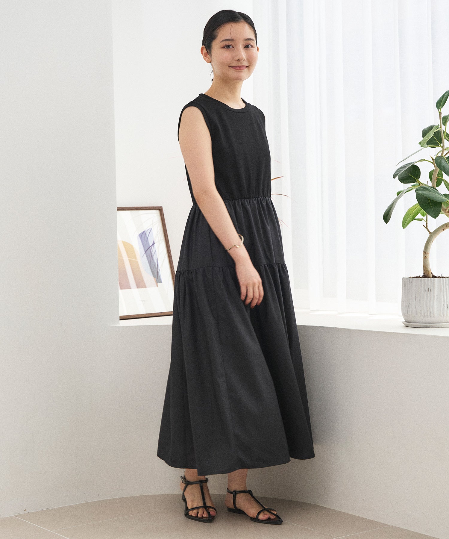 新品・未使用品】Sirin シリン ワンピース ネイビー 紺 パフ袖