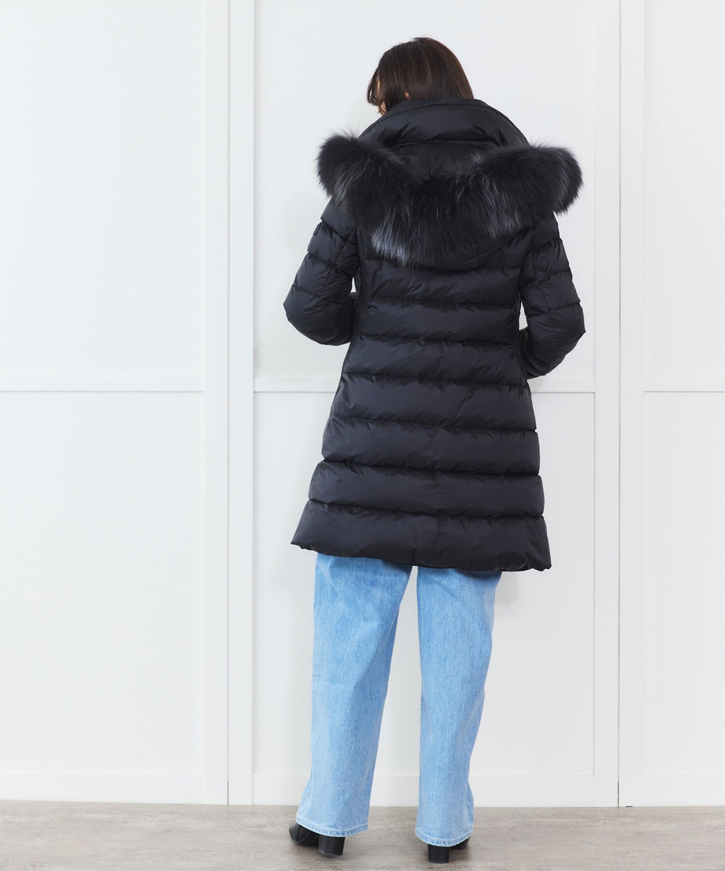 【TATRAS】SARMA ミドル丈ダウンジャケット