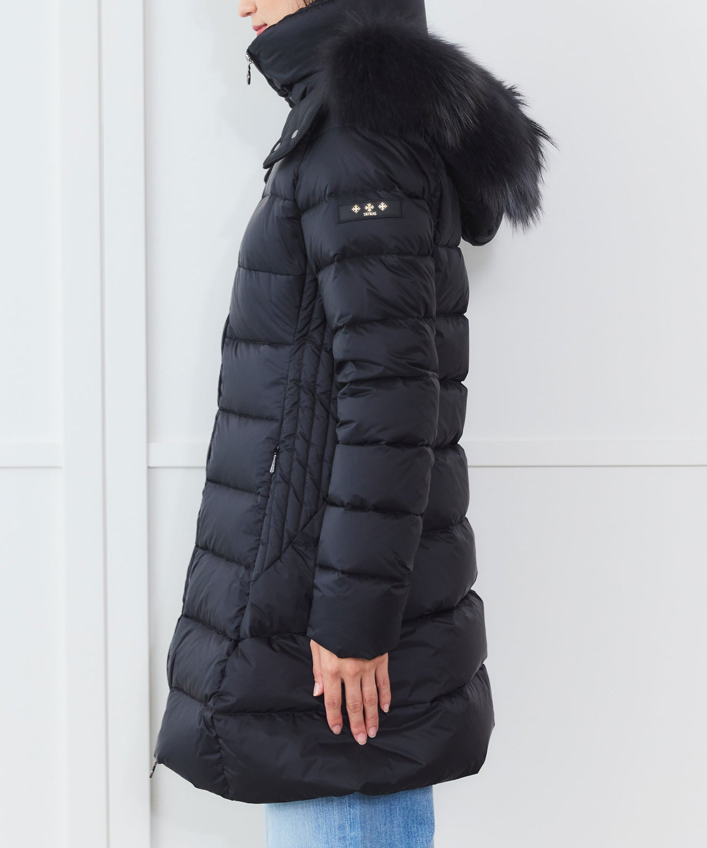 【TATRAS】SARMA ミドル丈ダウンジャケット