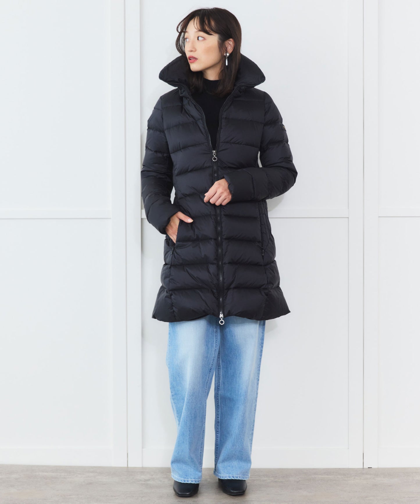 【TATRAS】SARMA ミドル丈ダウンジャケット