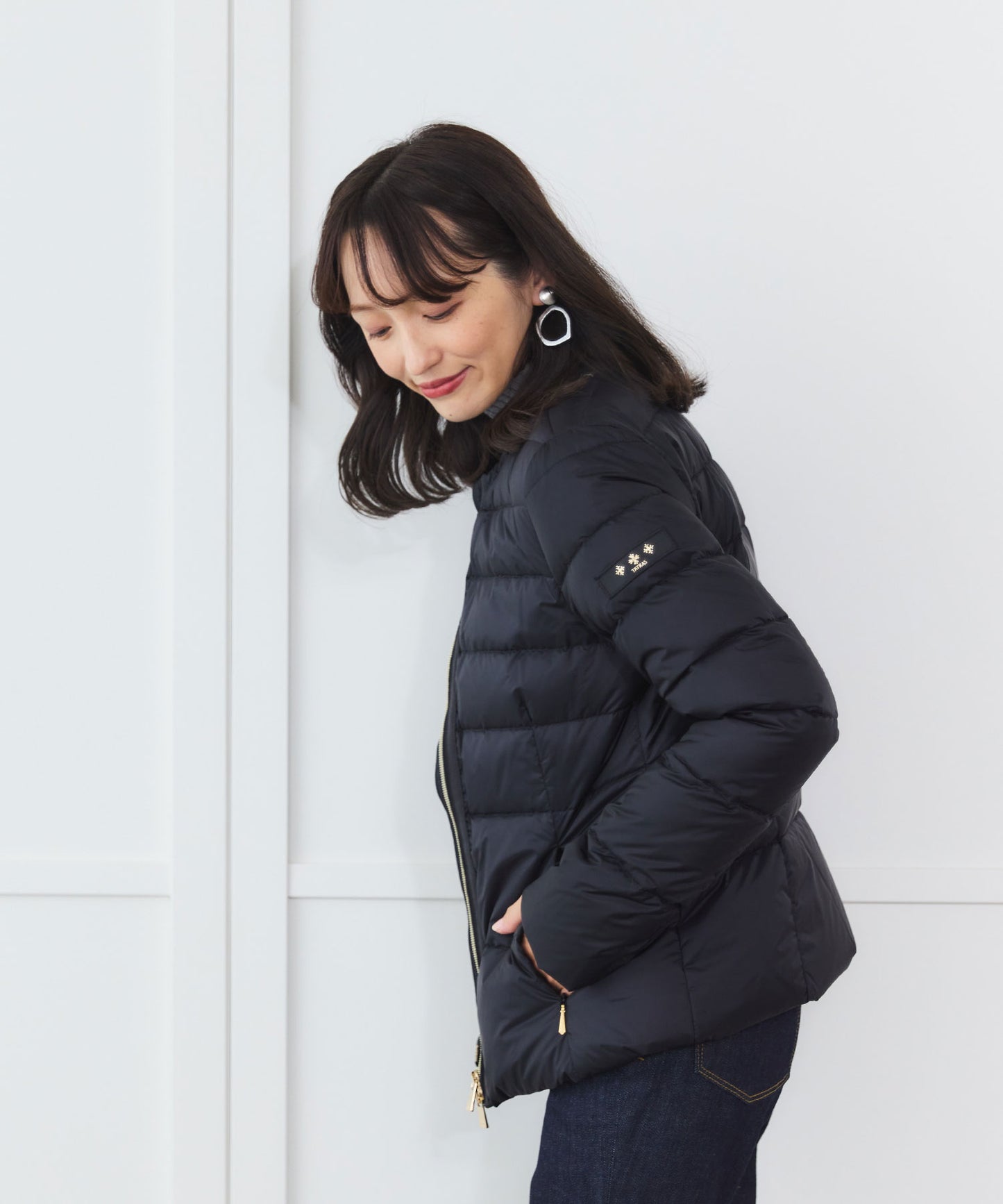 【TATRAS】BREVA ノーカラーダウンジャケット