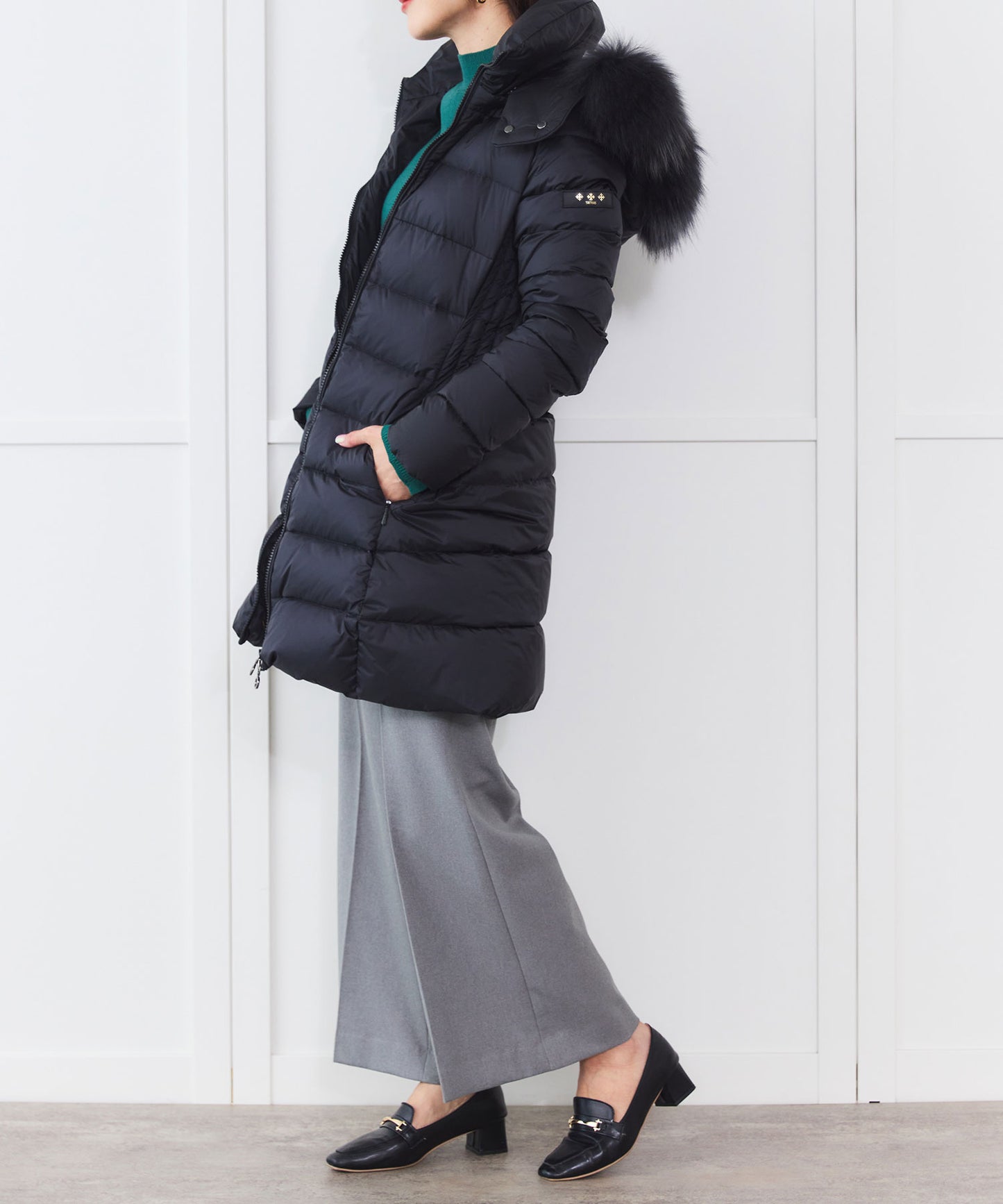 【TATRAS】SARMA ミドル丈ダウンジャケット