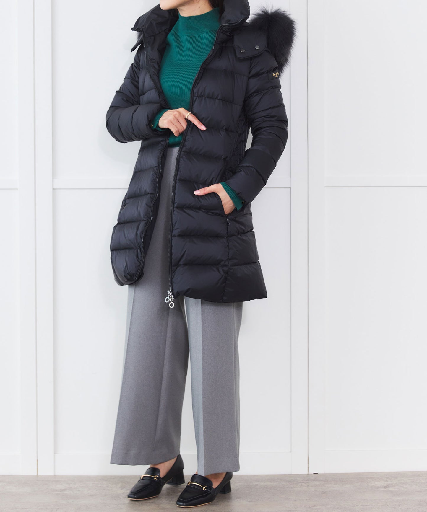 【TATRAS】SARMA ミドル丈ダウンジャケット