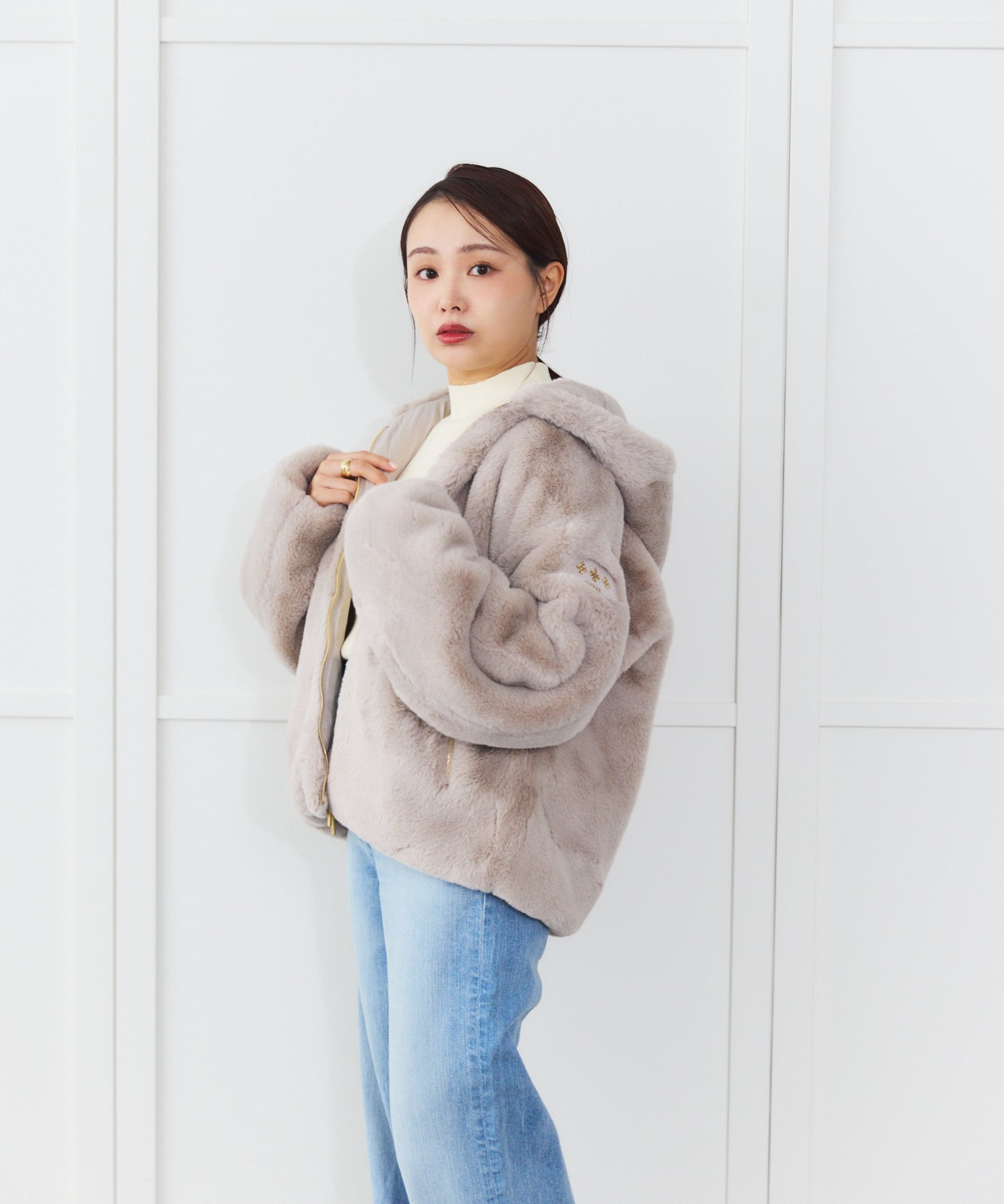 【TATRAS】 YUMOLA フーデッドファーブルゾン