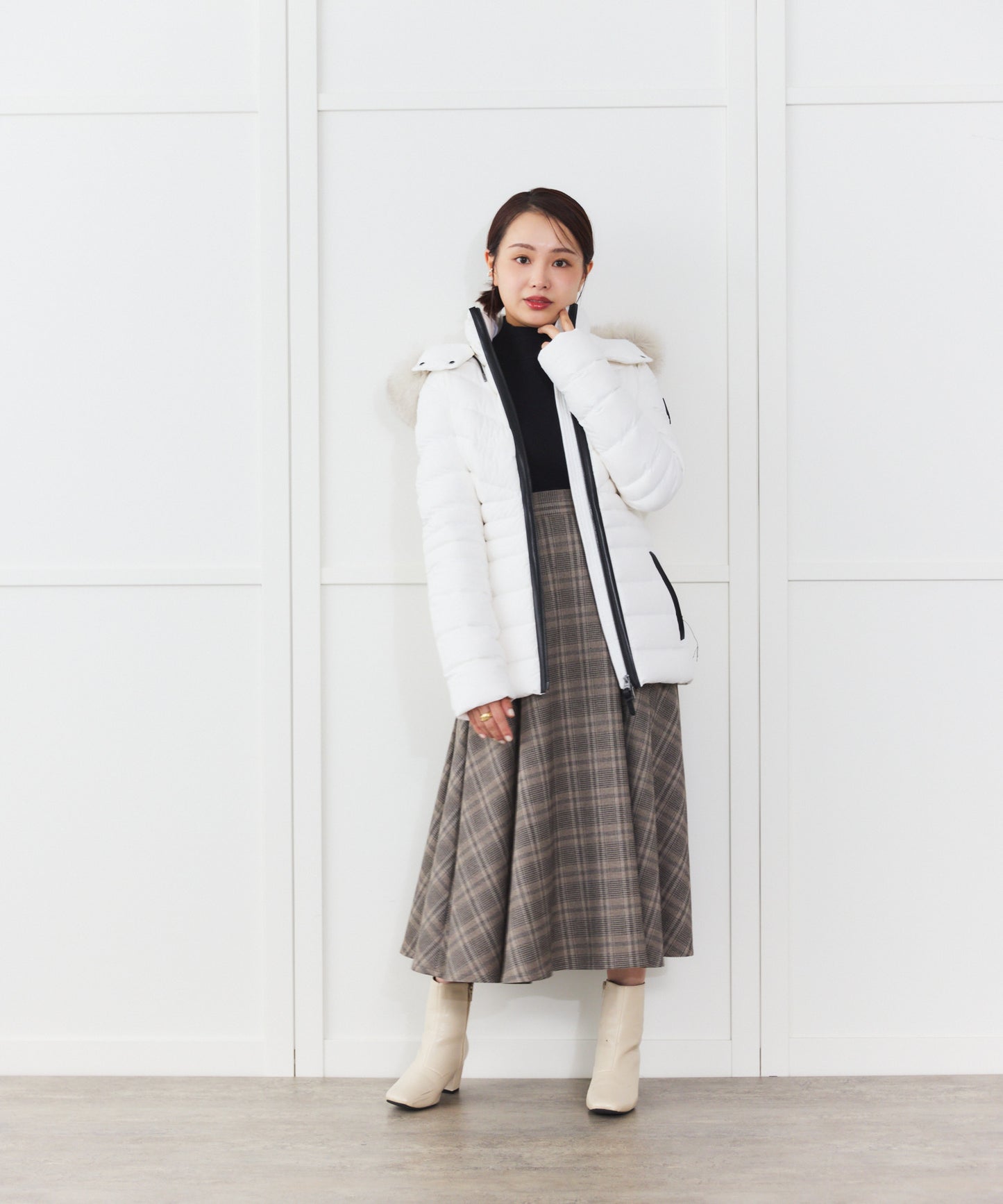 【MACKAGE】PATSY-BX Ladies Hooded Light Down JK