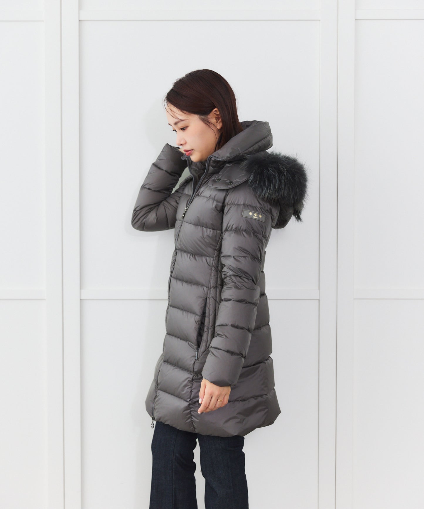 【TATRAS】SARMA ミドル丈ダウンジャケット