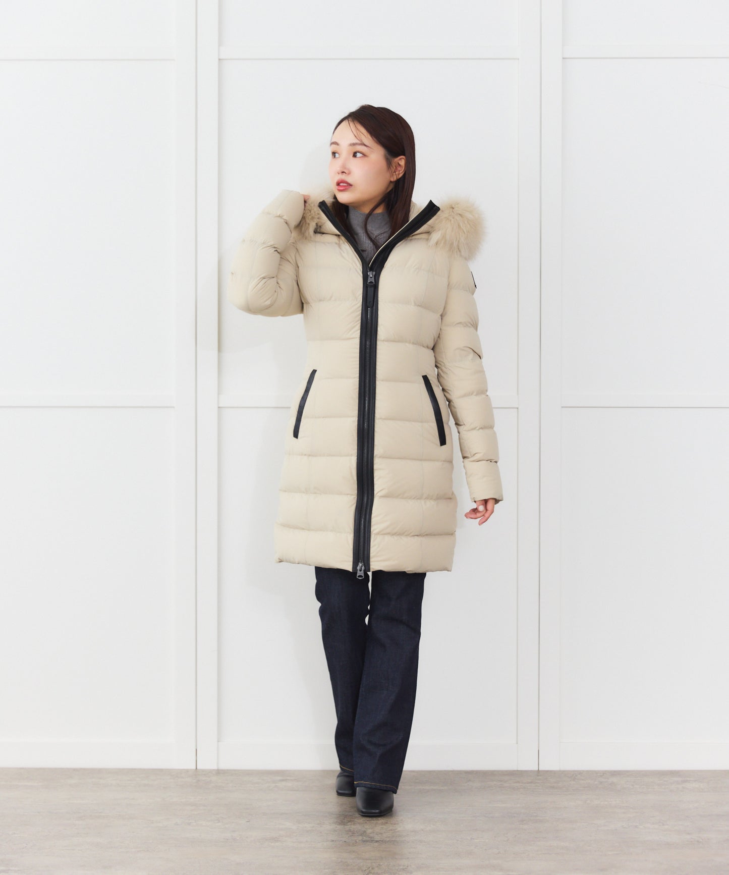 【MACKAGE】CALLA-BX  Ladies Hooded Light Down CT