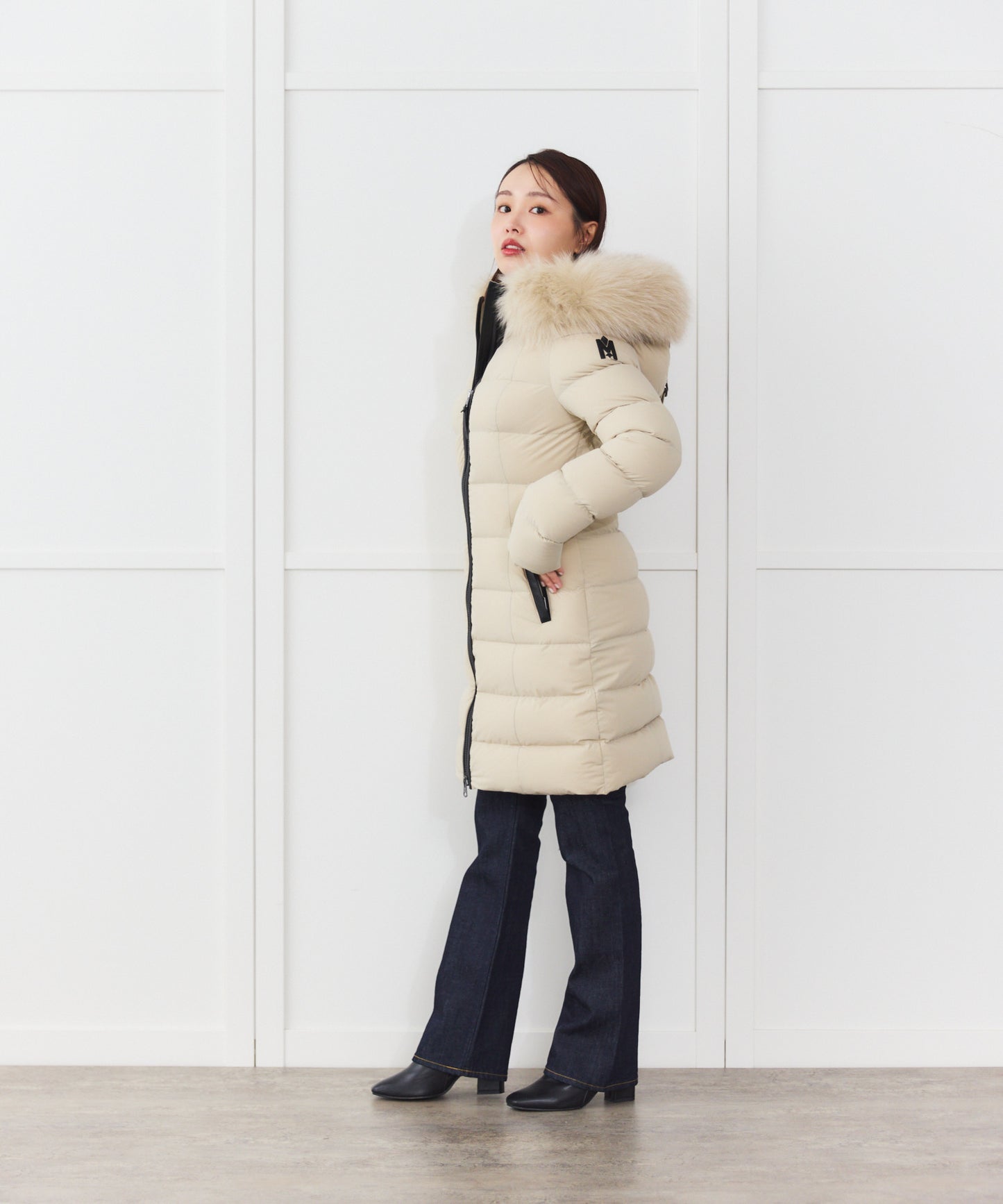 【MACKAGE】CALLA-BX  Ladies Hooded Light Down CT