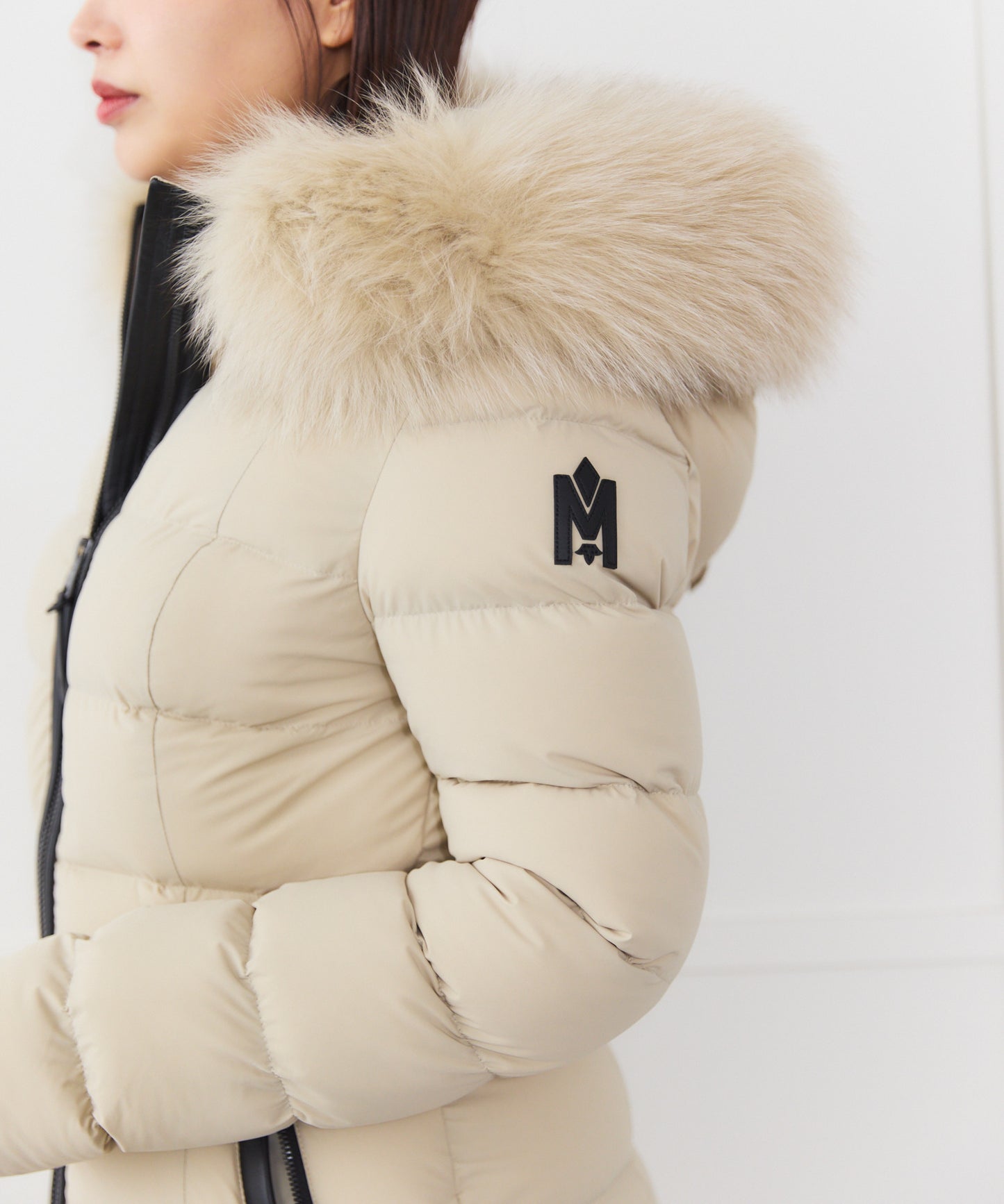 【MACKAGE】CALLA-BX  Ladies Hooded Light Down CT