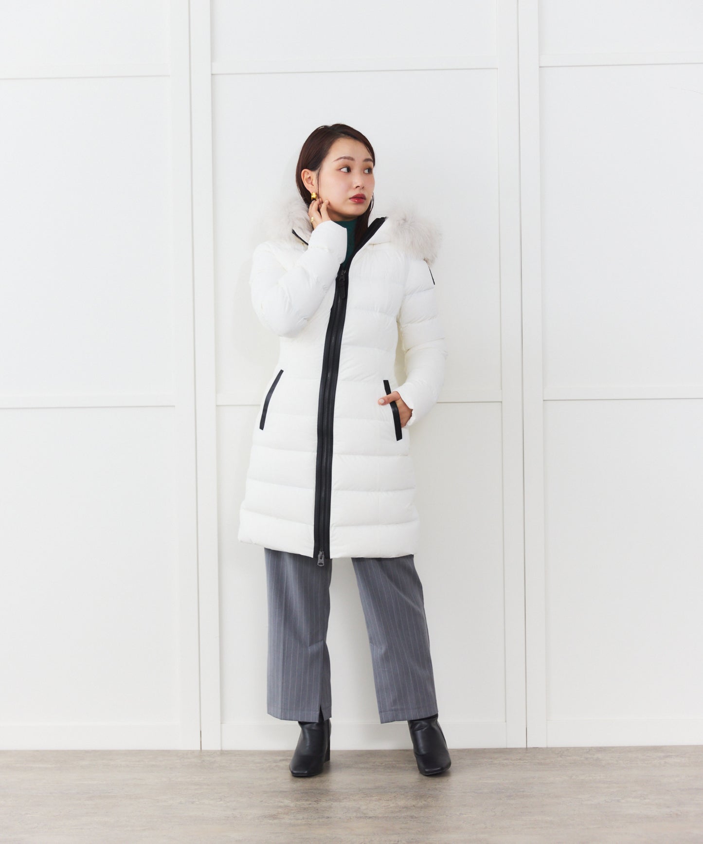 【MACKAGE】CALLA-BX  Ladies Hooded Light Down CT