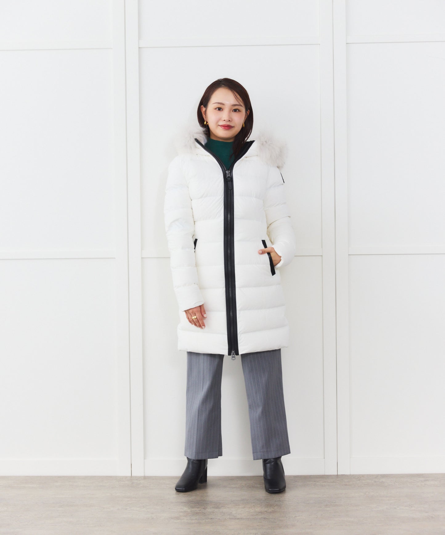 【MACKAGE】CALLA-BX  Ladies Hooded Light Down CT
