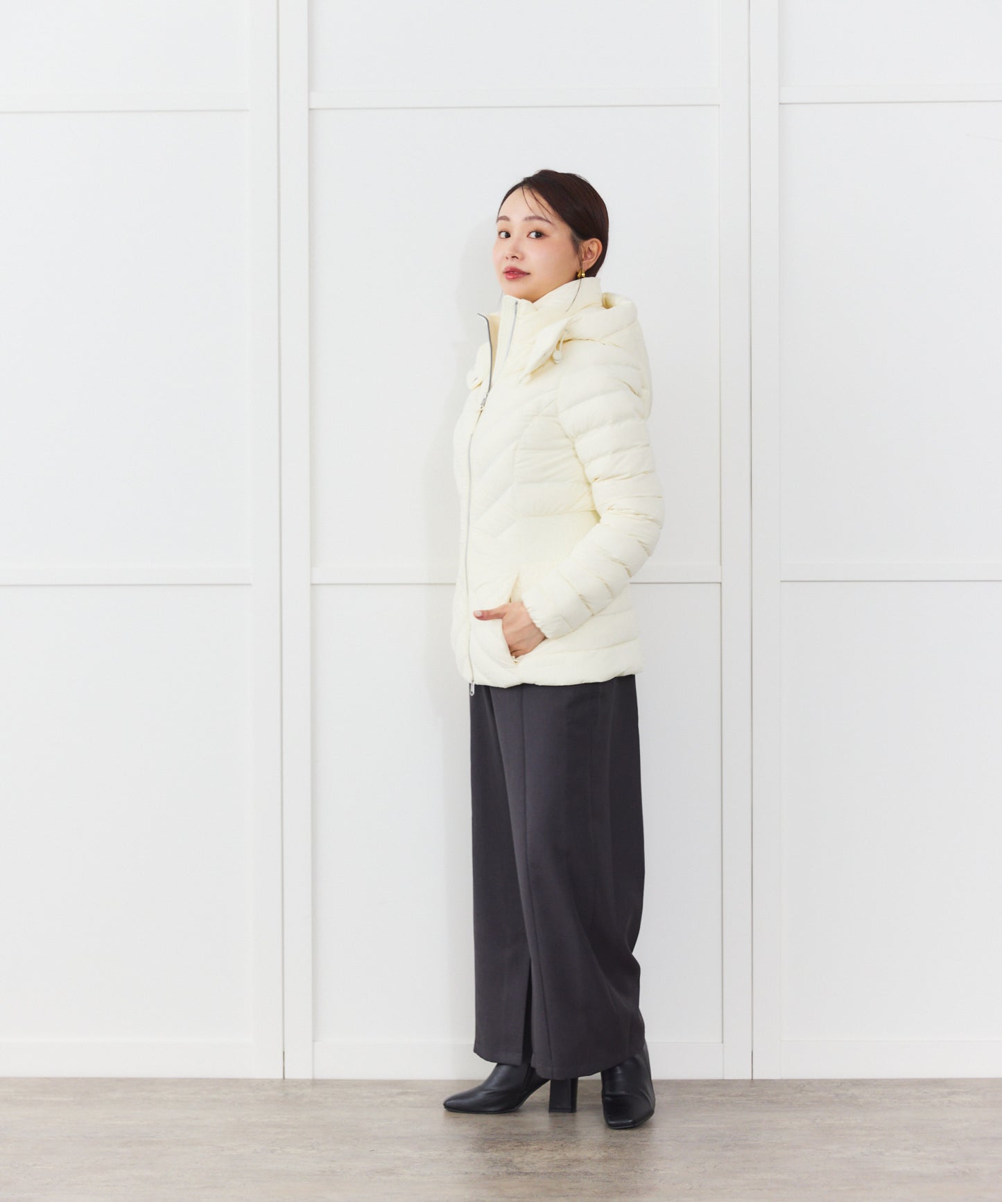 【MACKAGE】IDALEE Ladies Light Down JK