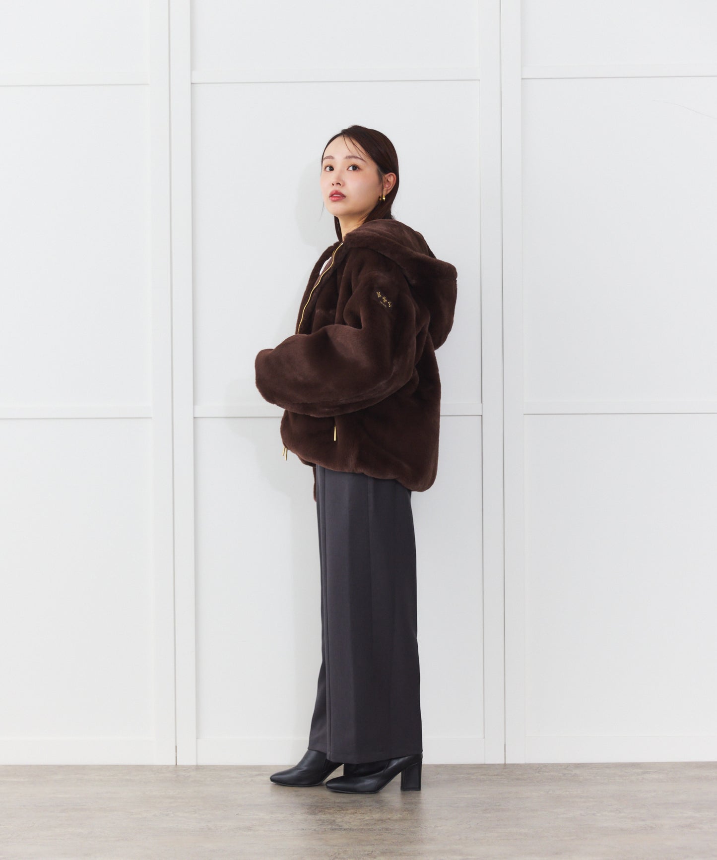 【TATRAS】 YUMOLA フーデッドファーブルゾン