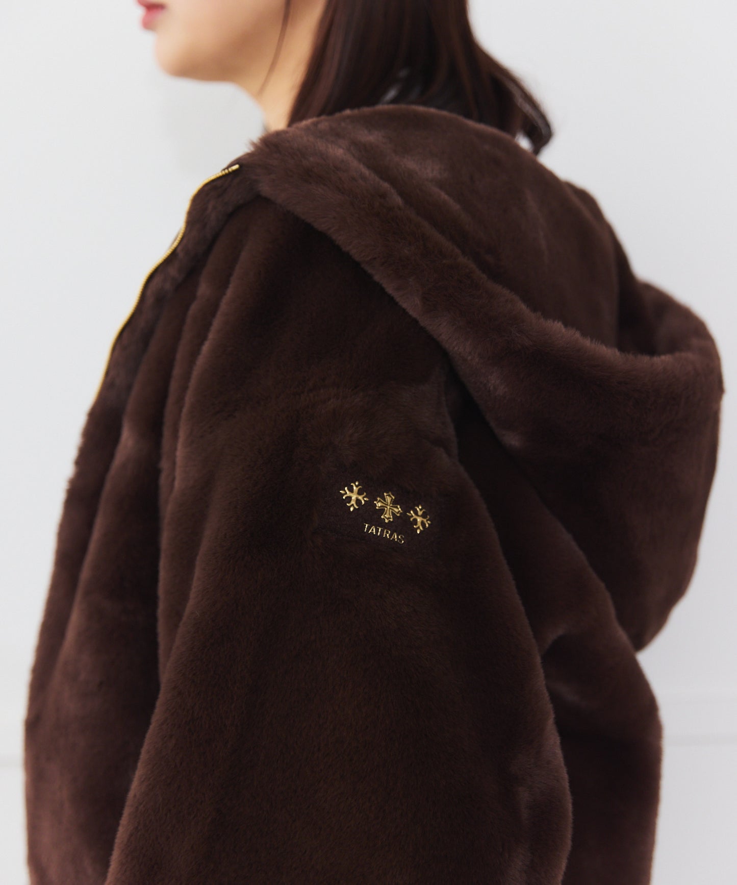 【TATRAS】 YUMOLA フーデッドファーブルゾン