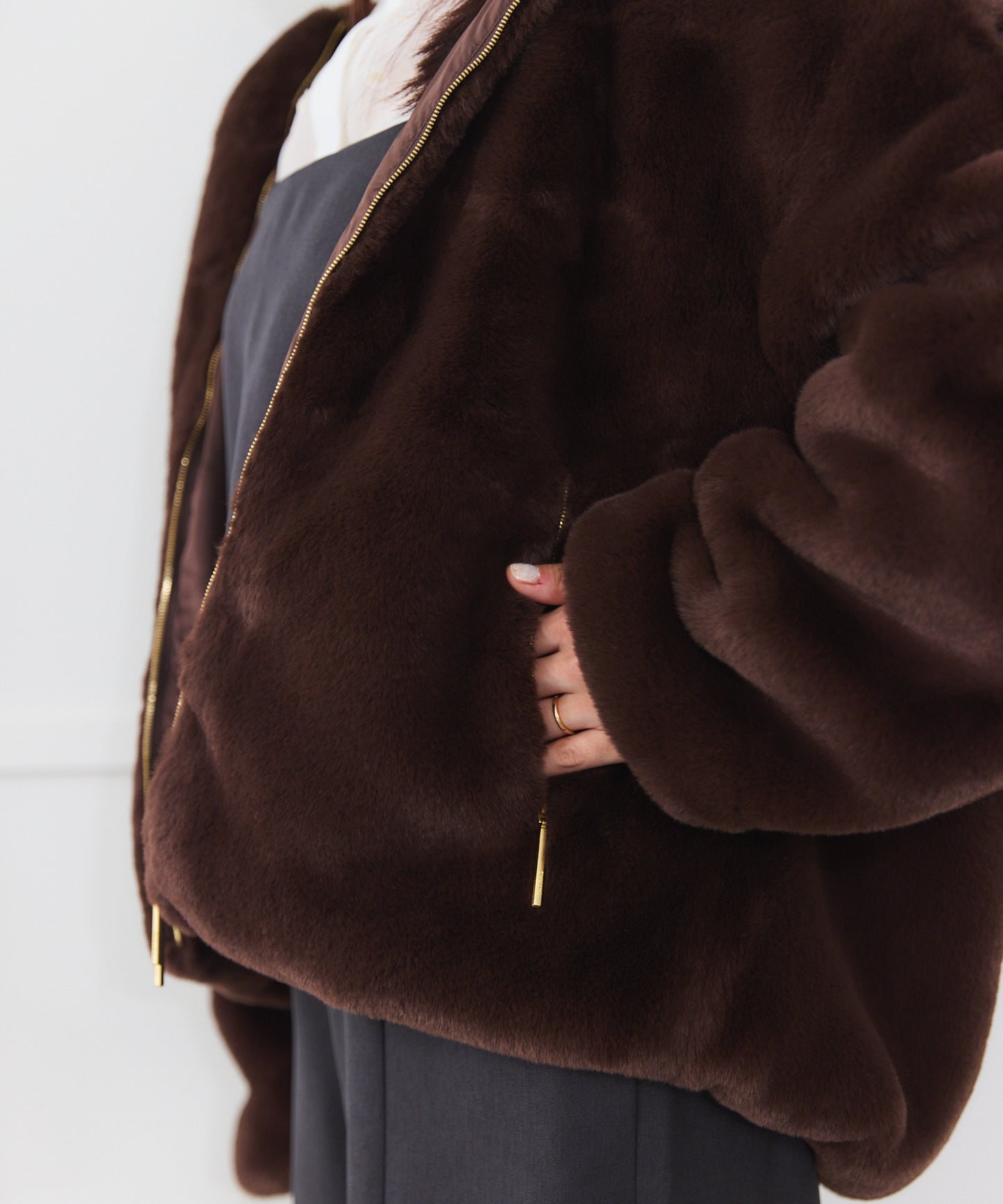 【TATRAS】 YUMOLA フーデッドファーブルゾン