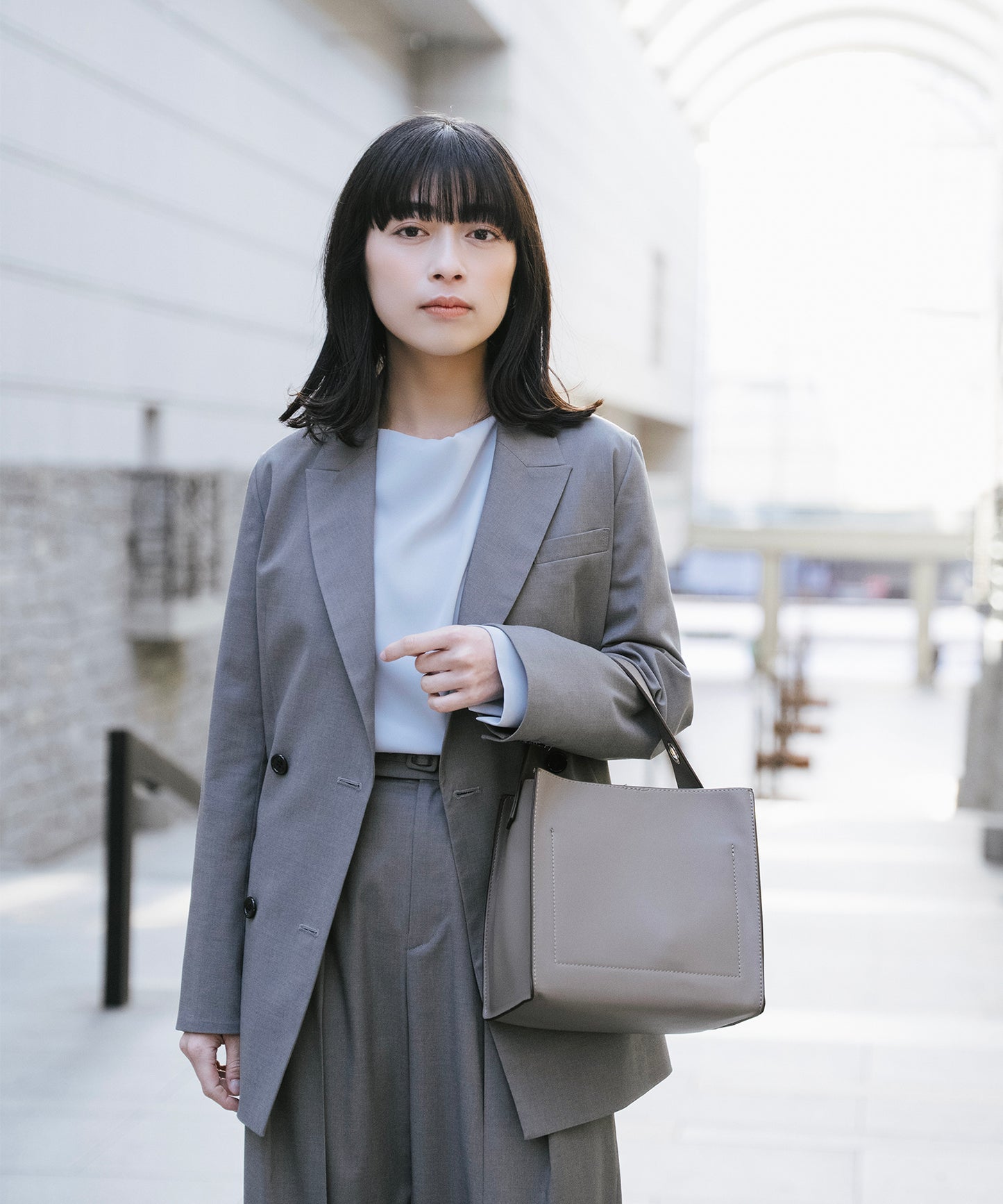 ダブルクロスドレープブラウス