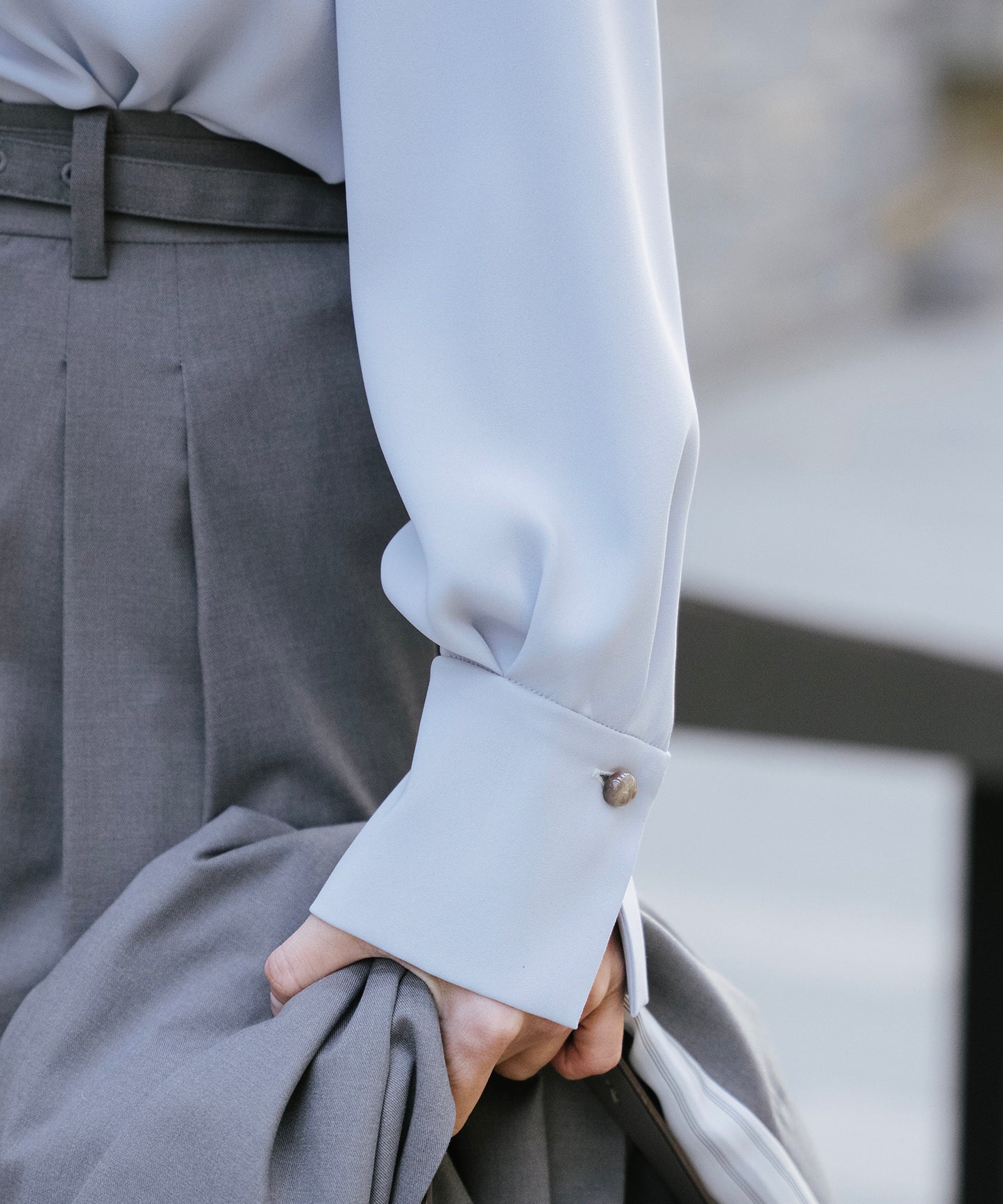 ダブルクロスドレープブラウス