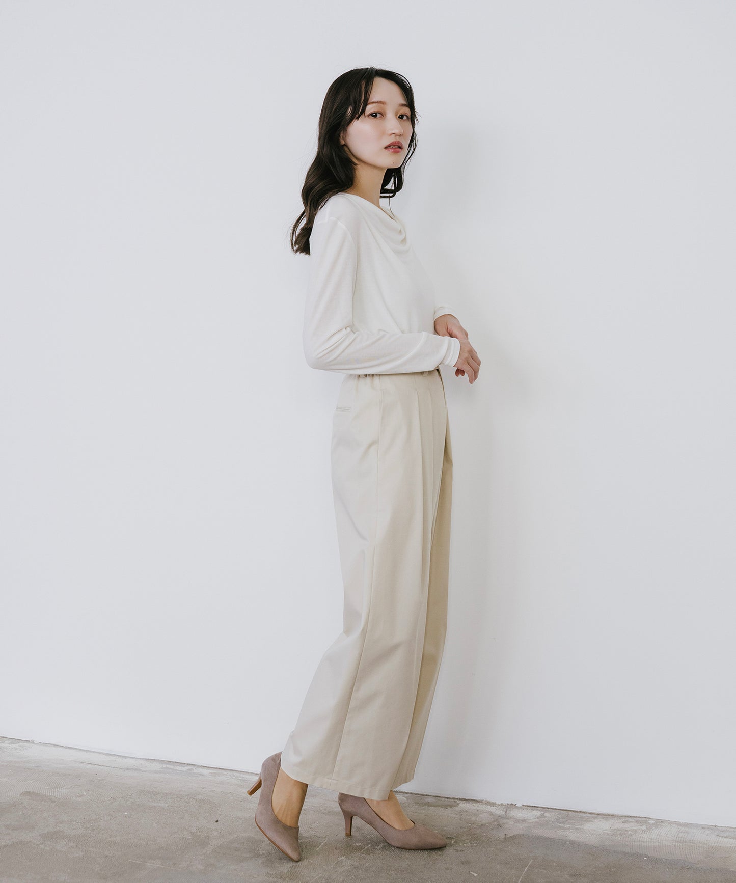 ギャザードレーププルオーバー