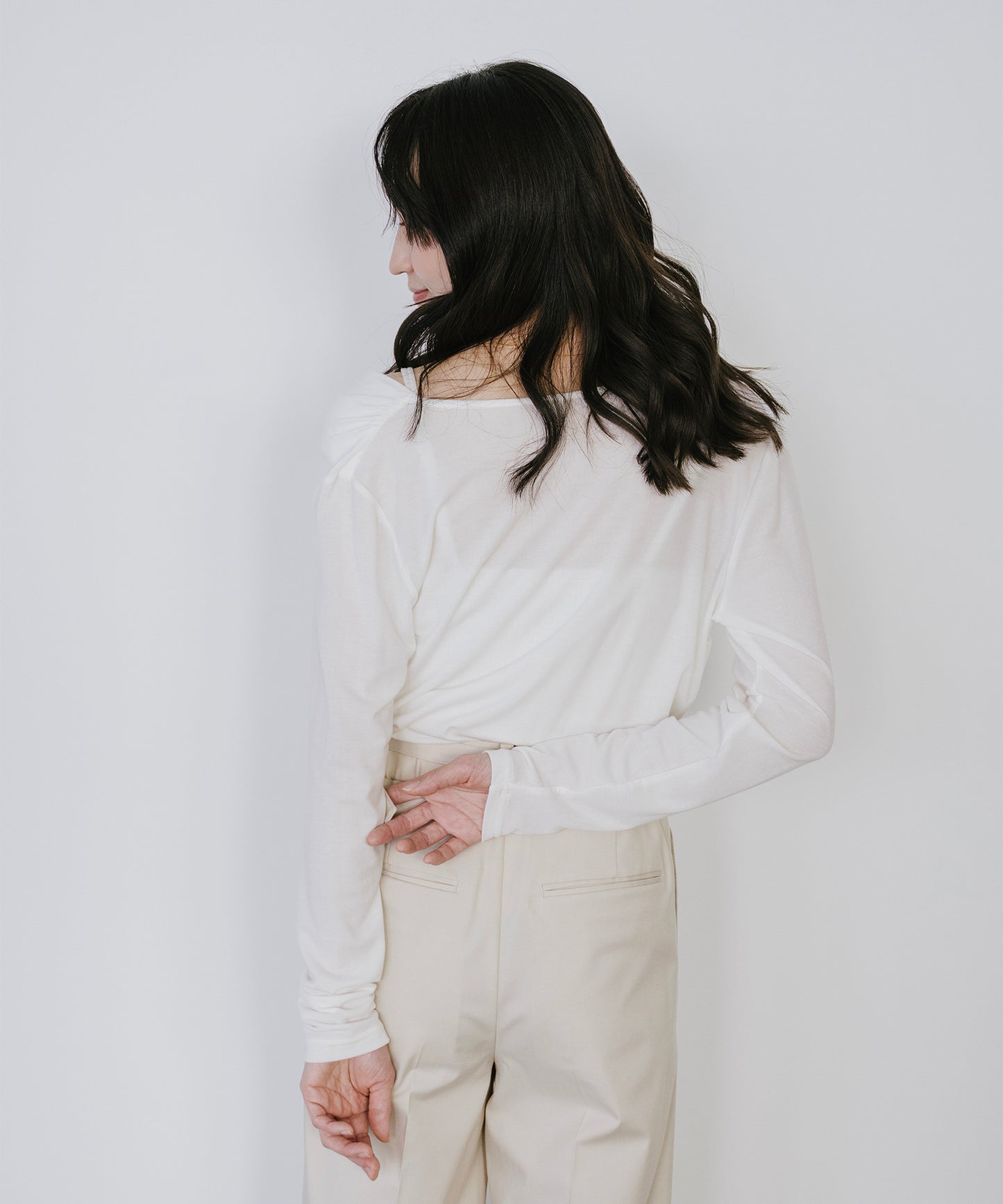 ギャザードレーププルオーバー