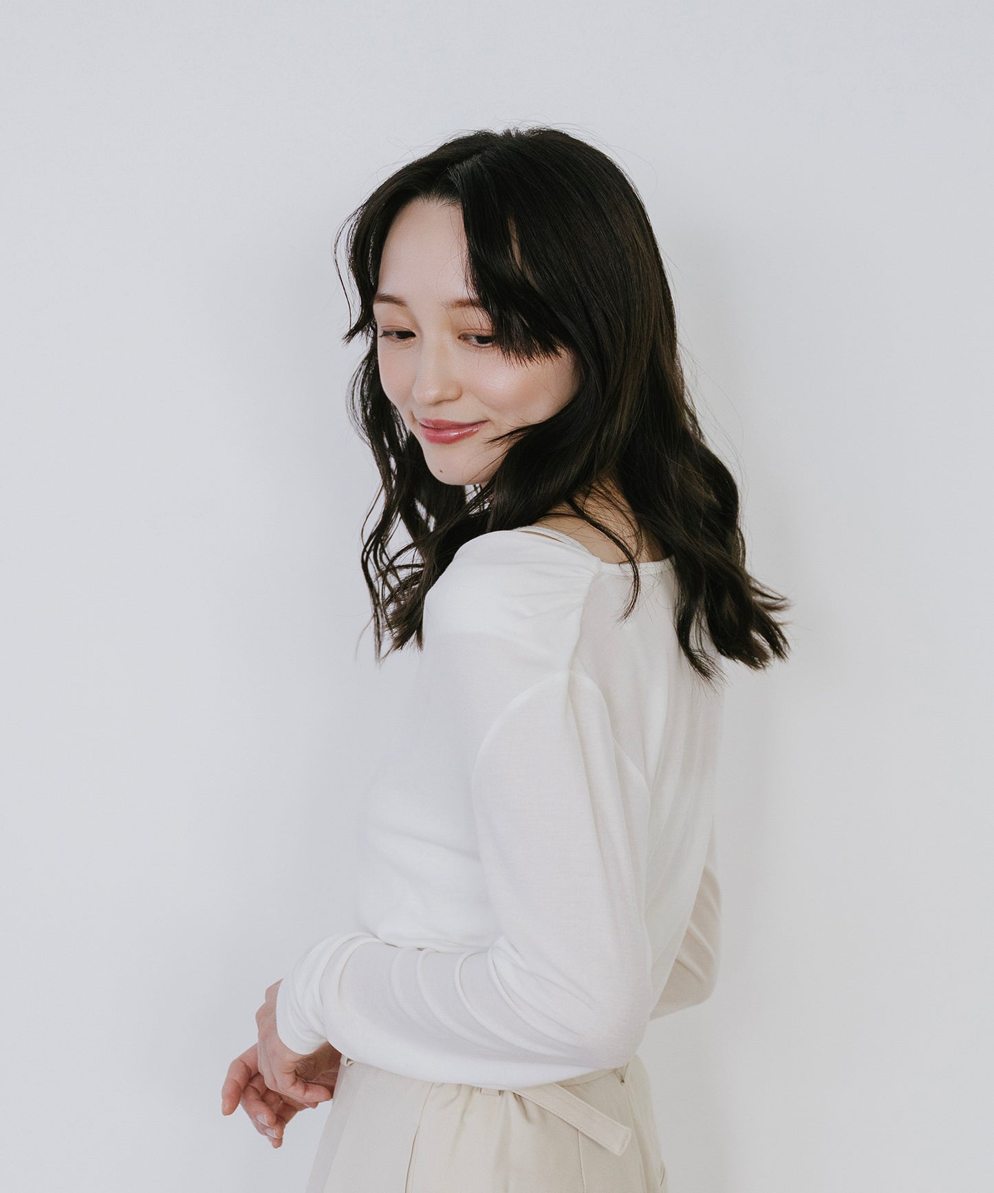 ギャザードレーププルオーバー