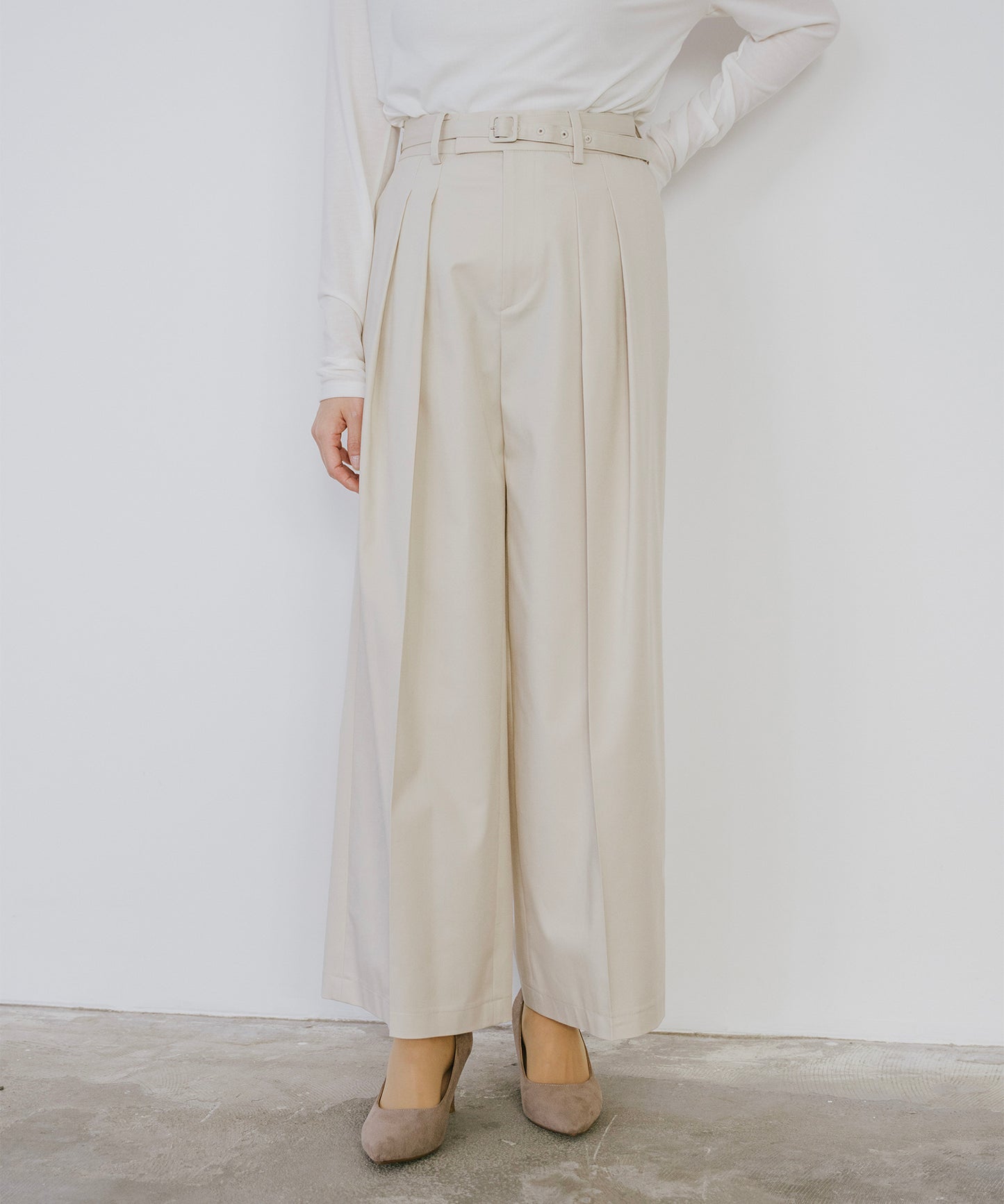 TRストレッチセミワイドパンツ