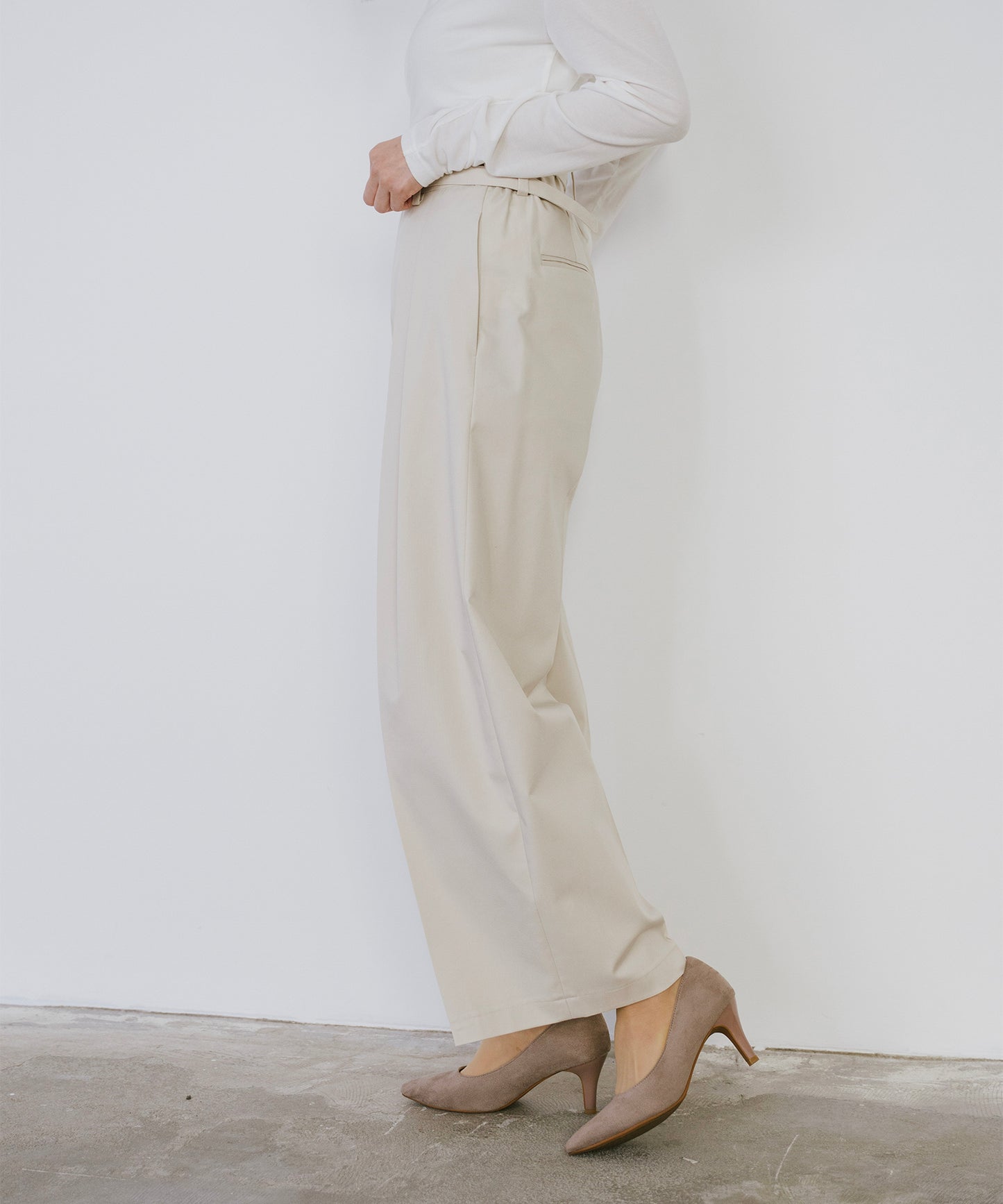 TRストレッチセミワイドパンツ